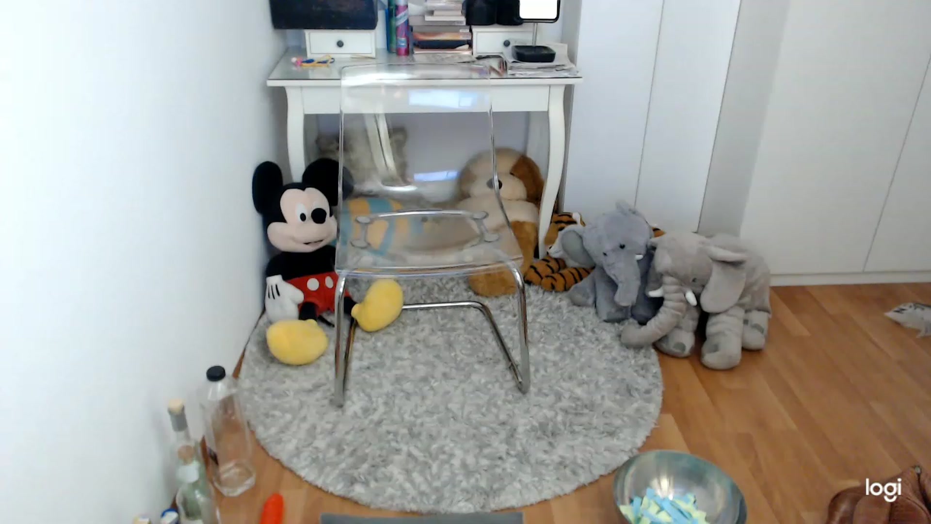 Gallery image thumbnail from SpringJewel's myfreecams stream on, 03/21/2023, 09:33 image 15 of 20