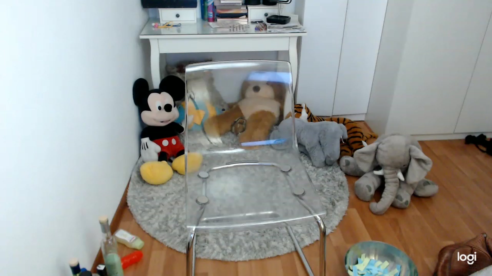 Gallery image thumbnail from SpringJewel's myfreecams stream on, 03/22/2023, 09:47 image 15 of 20
