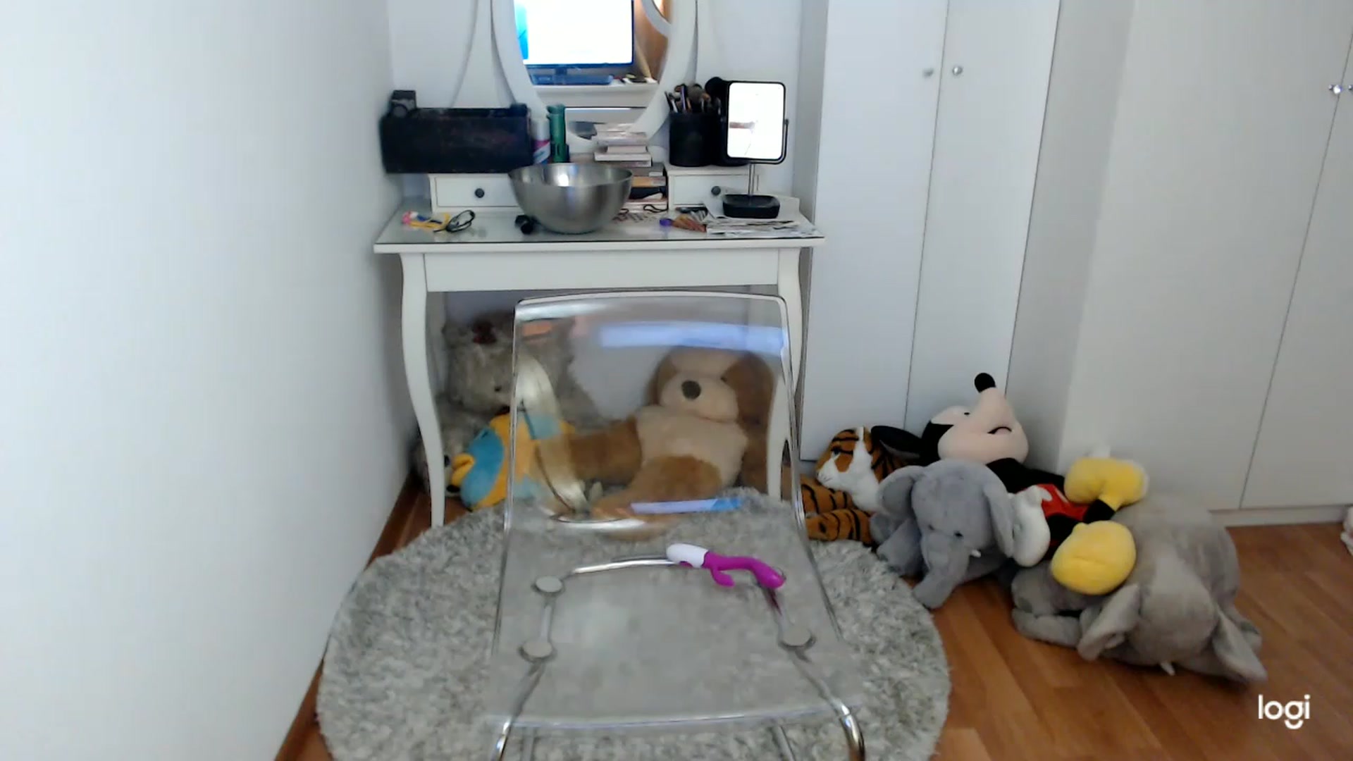 Gallery image thumbnail from SpringJewel's myfreecams stream on, 03/25/2023, 10:42 image 19 of 20