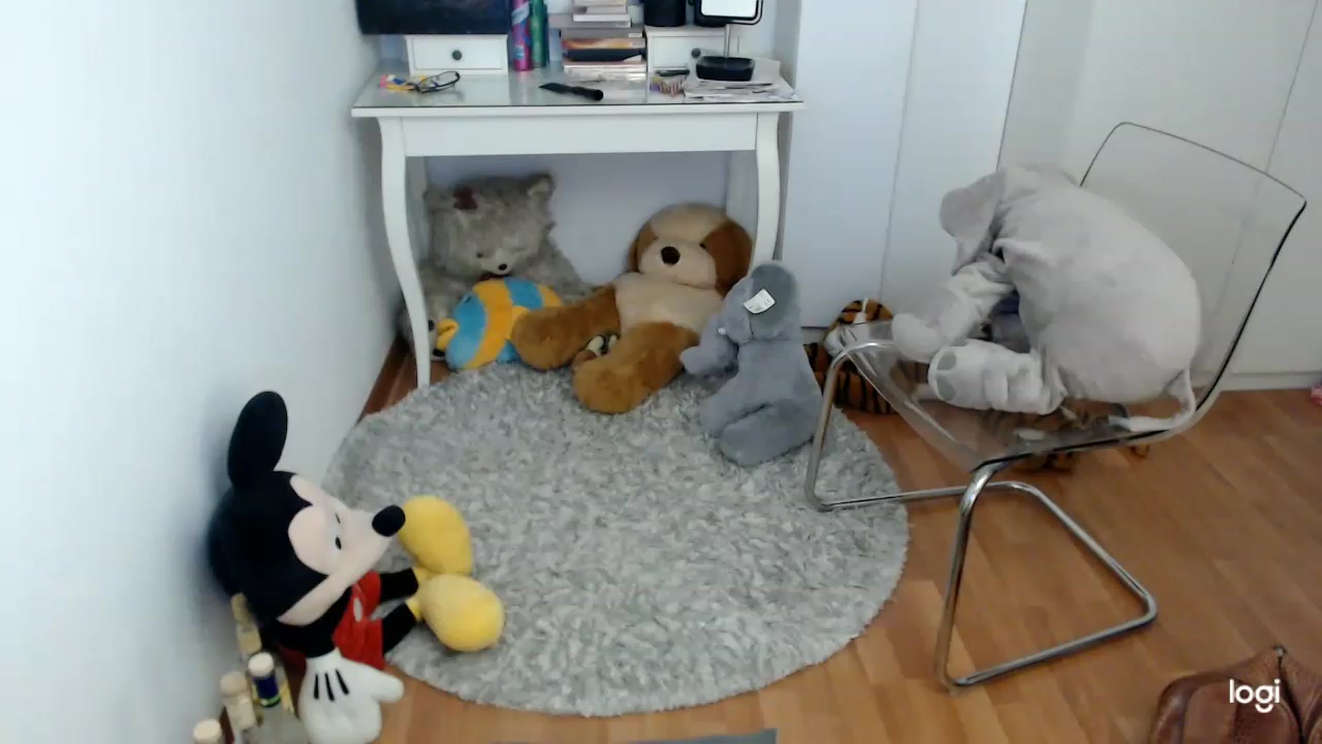 Gallery image thumbnail from SpringJewel's myfreecams stream on, 03/26/2023, 09:34 image 18 of 20
