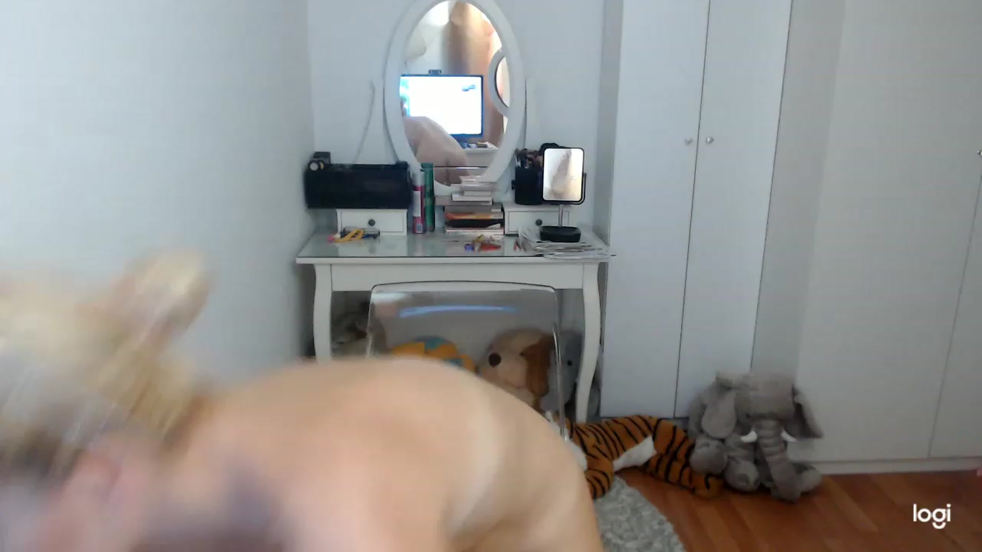 Gallery image thumbnail from SpringJewel's myfreecams stream on, 04/18/2023, 09:38 image 15 of 20