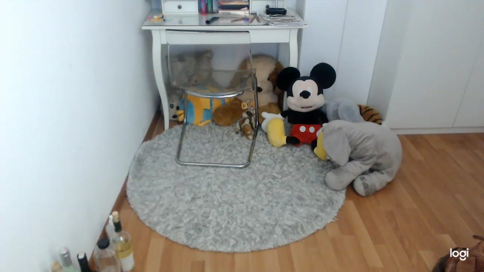 Gallery image thumbnail from SpringJewel's myfreecams stream on, 04/26/2023, 08:23 image 2 of 20