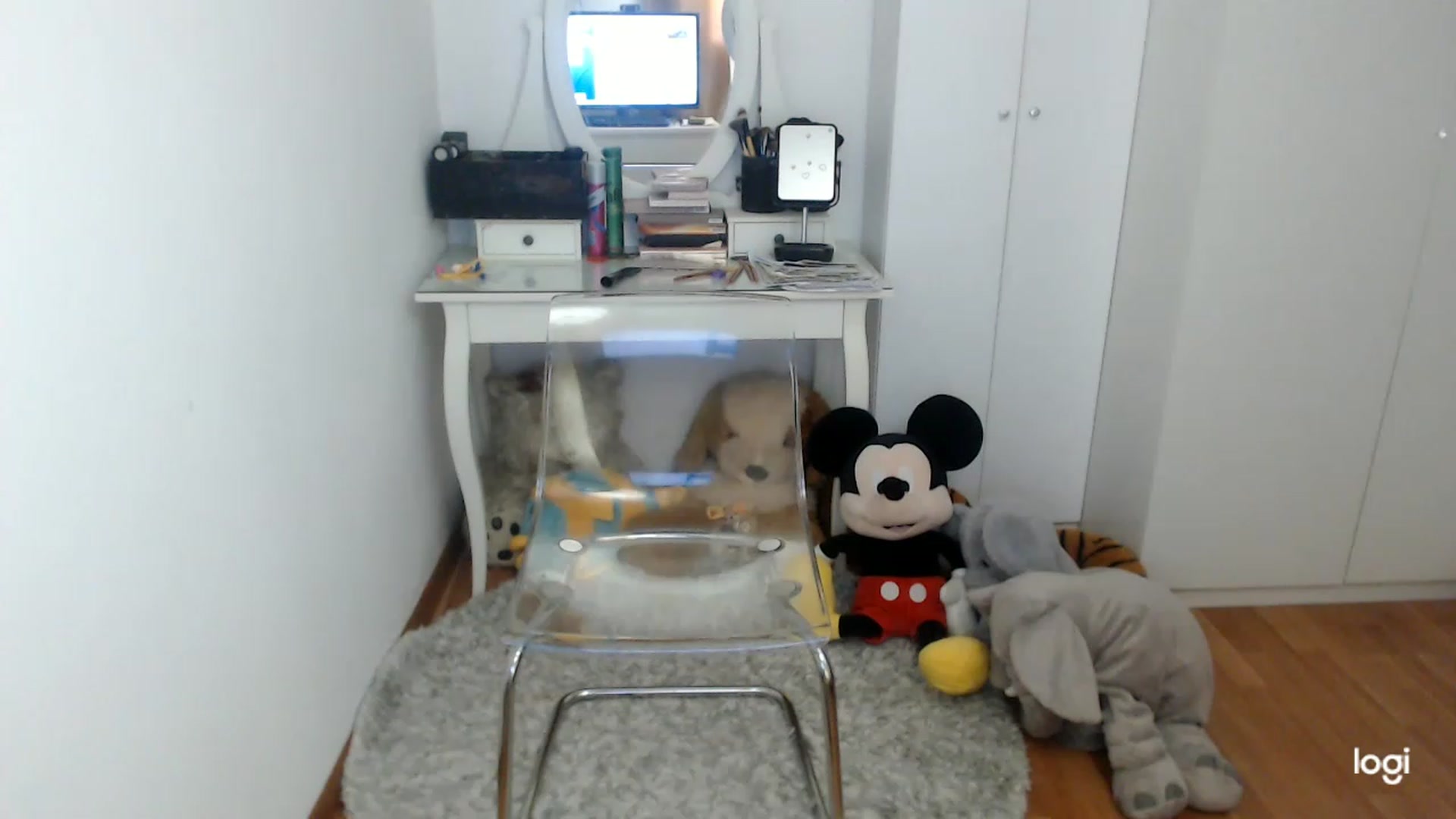 Gallery image thumbnail from SpringJewel's myfreecams stream on, 04/26/2023, 08:23 image 15 of 20