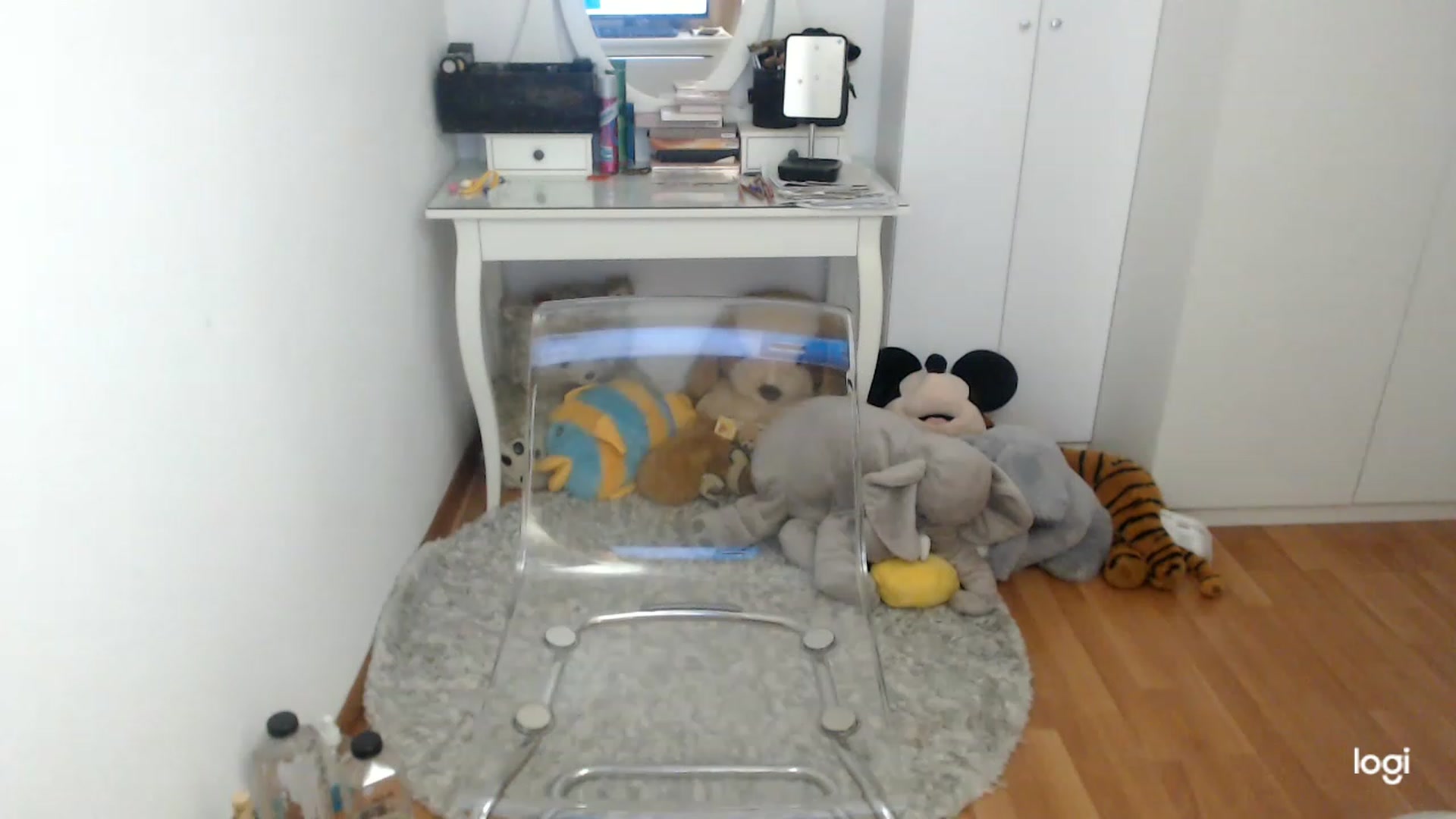 Gallery image thumbnail from SpringJewel's myfreecams stream on, 04/27/2023, 09:36 image 5 of 20