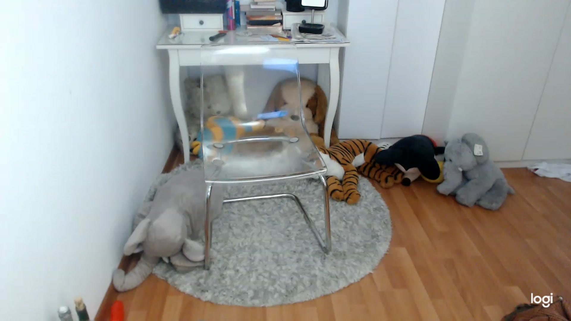 Gallery image thumbnail from SpringJewel's myfreecams stream on, 04/30/2023, 10:27 image 12 of 20