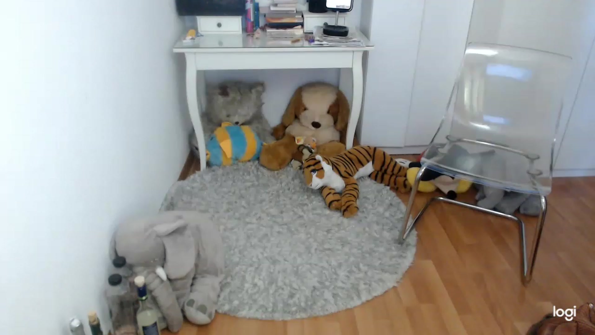 Gallery image thumbnail from SpringJewel's myfreecams stream on, 05/02/2023, 08:24 image 10 of 20