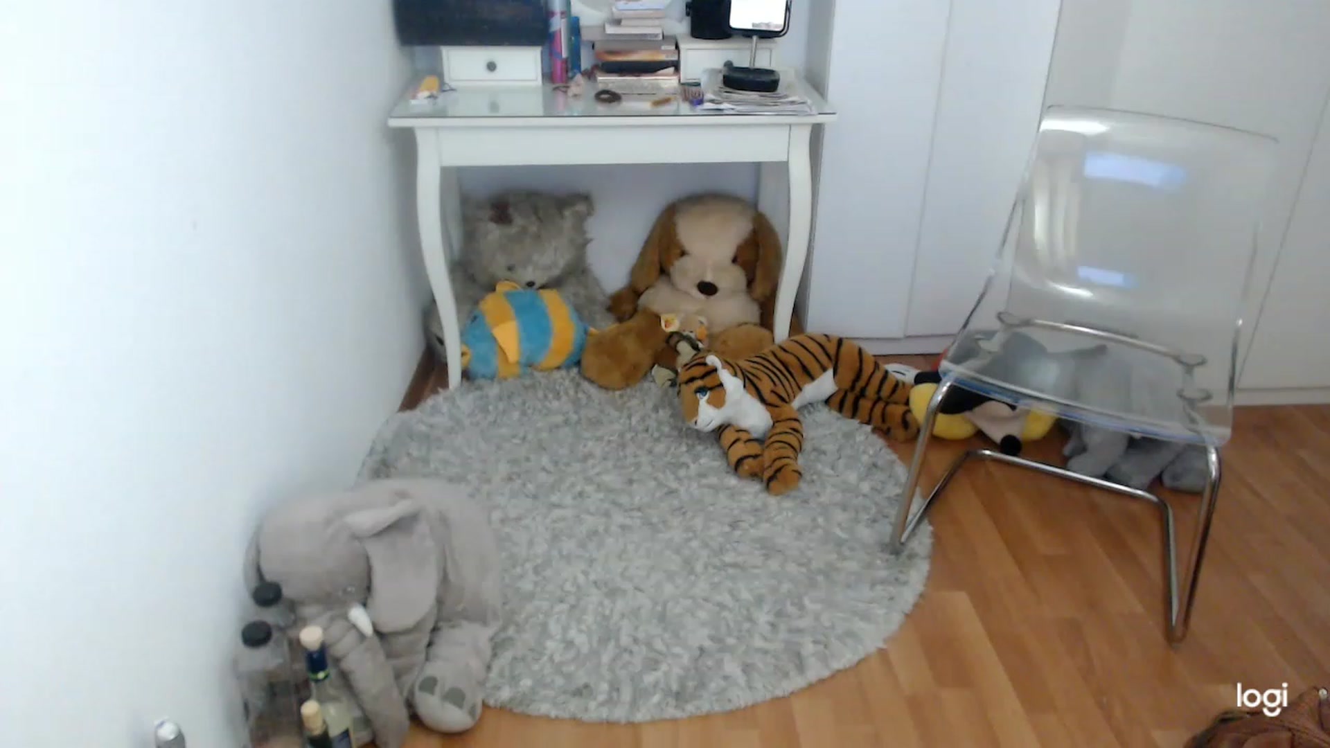 Gallery image thumbnail from SpringJewel's myfreecams stream on, 05/02/2023, 08:24 image 16 of 20