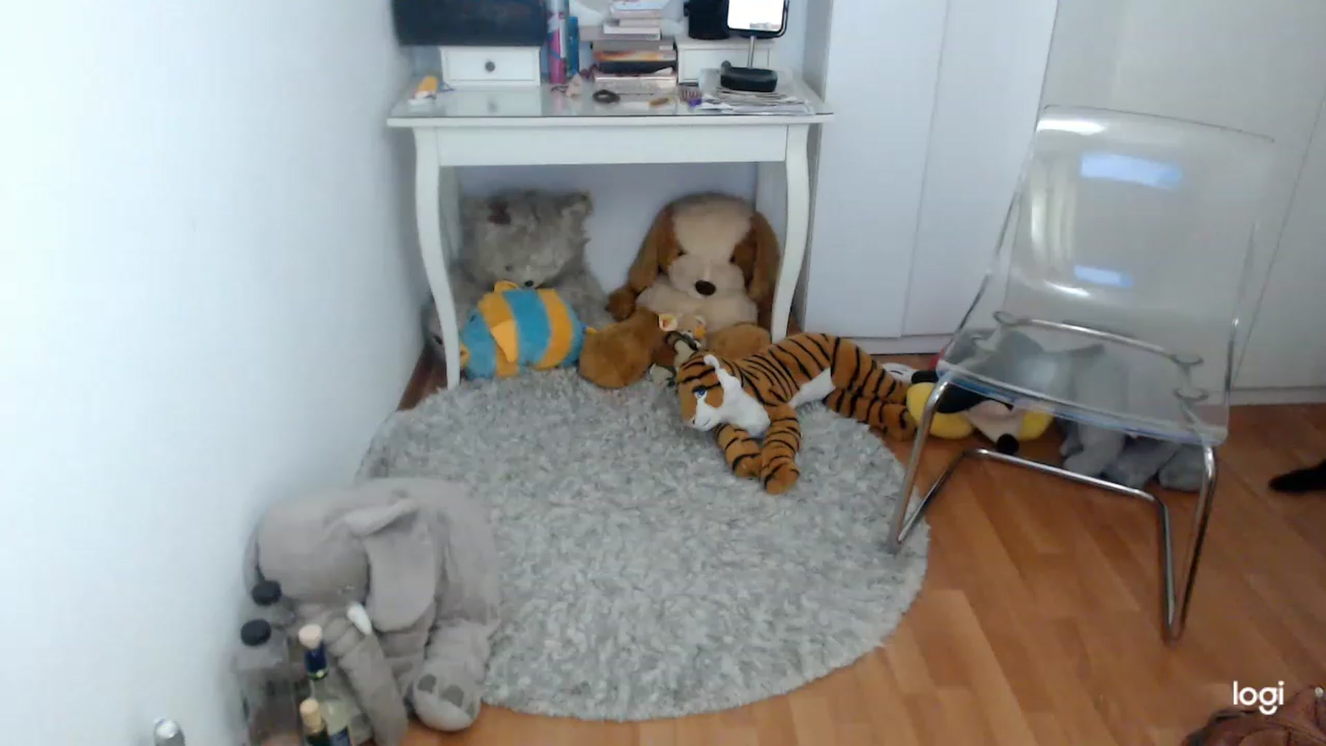 Gallery image thumbnail from SpringJewel's myfreecams stream on, 05/02/2023, 08:24 image 15 of 20