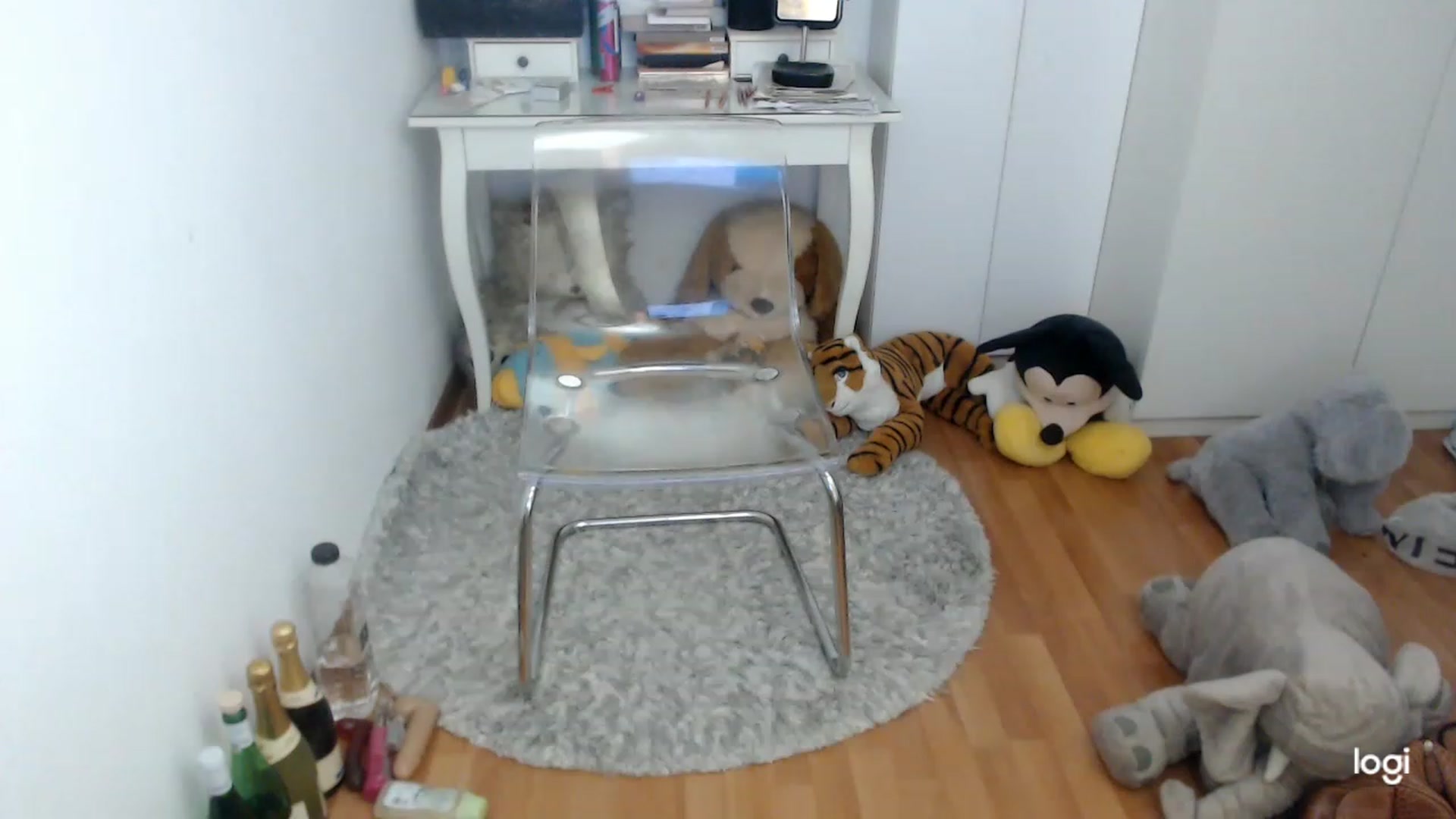 Gallery image thumbnail from SpringJewel's myfreecams stream on, 05/05/2023, 09:27 image 19 of 20