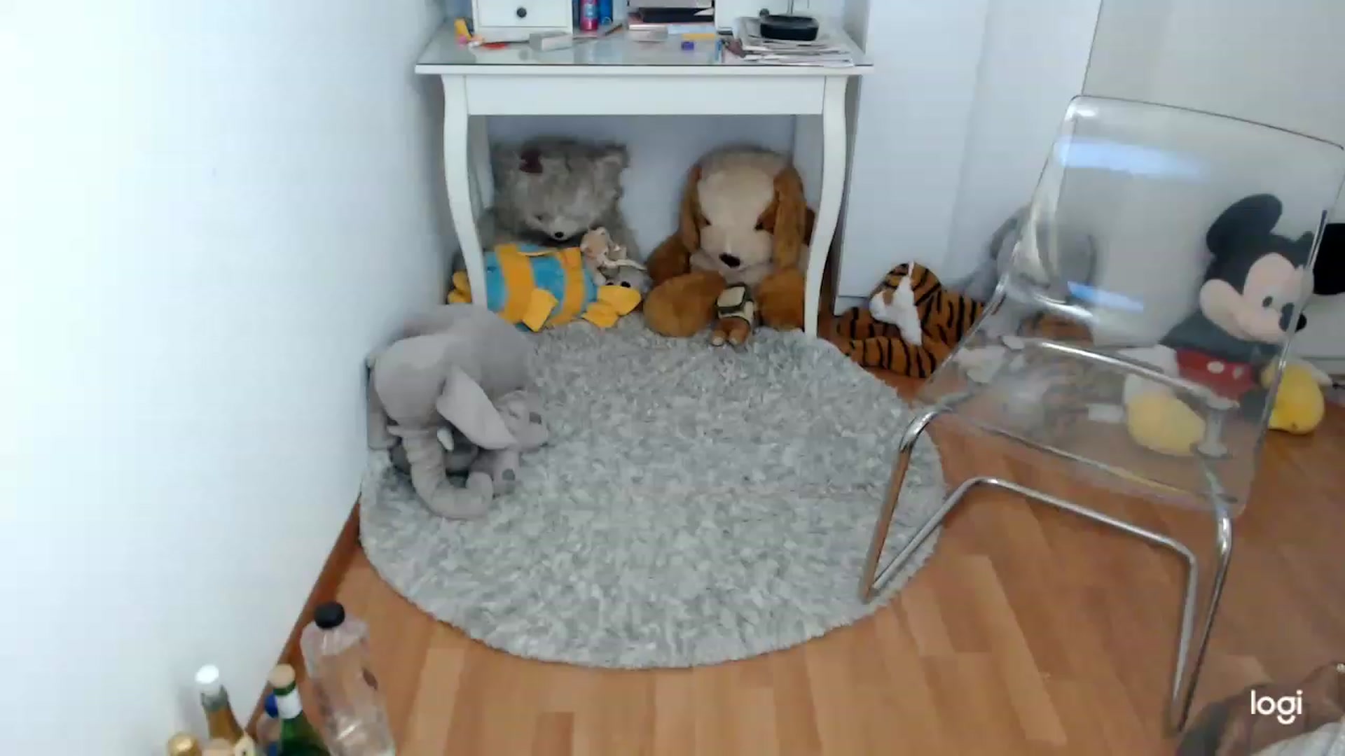 Gallery image thumbnail from SpringJewel's myfreecams stream on, 05/10/2023, 08:20 image 4 of 20