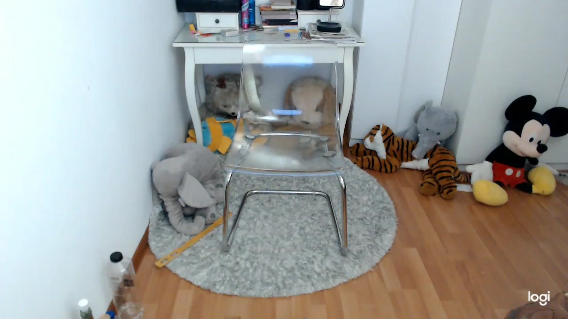 Gallery image thumbnail from SpringJewel's myfreecams stream on, 05/10/2023, 09:24 image 18 of 20