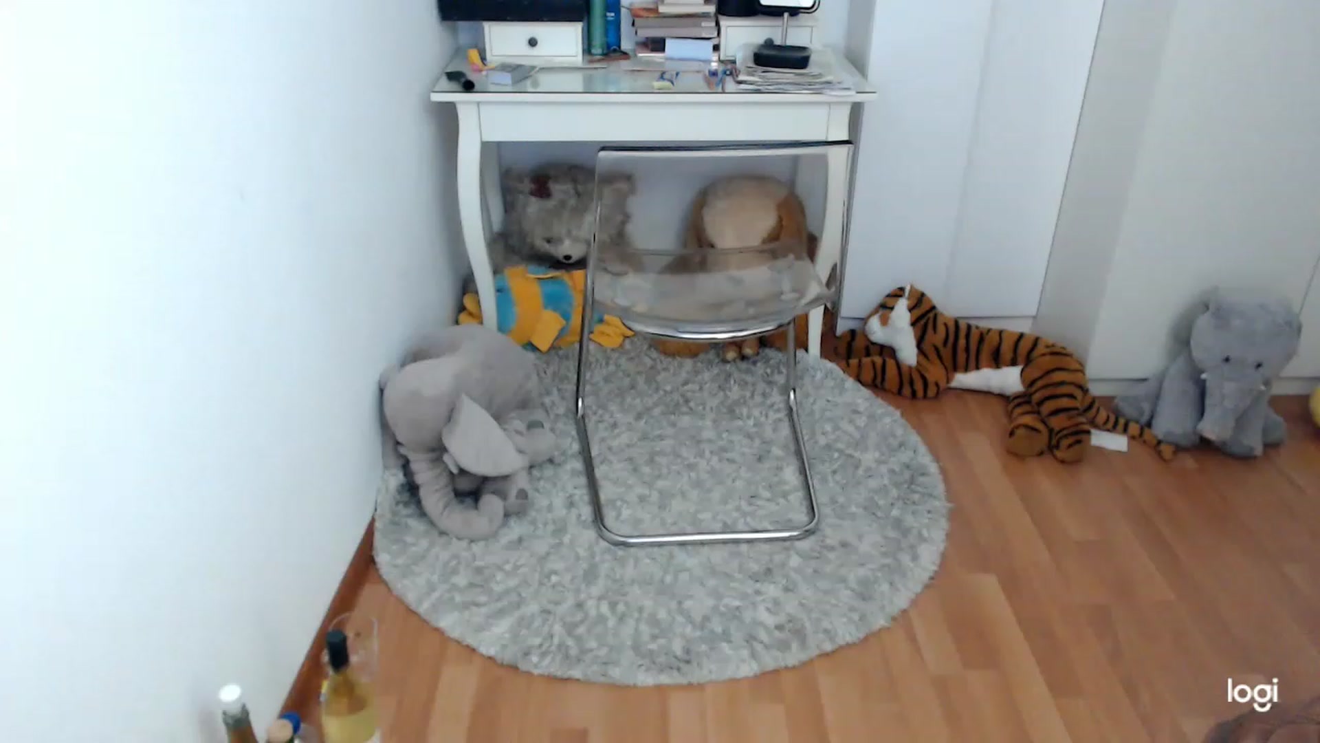 Gallery image thumbnail from SpringJewel's myfreecams stream on, 05/11/2023, 07:05 image 1 of 20