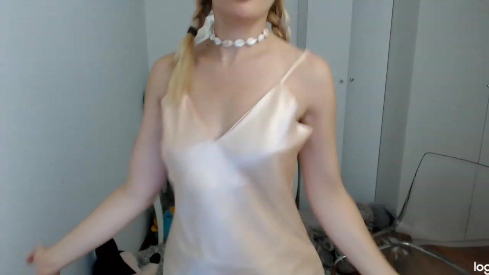 Gallery image thumbnail from SpringJewel's myfreecams stream on, 05/18/2023, 09:34 image 1 of 20