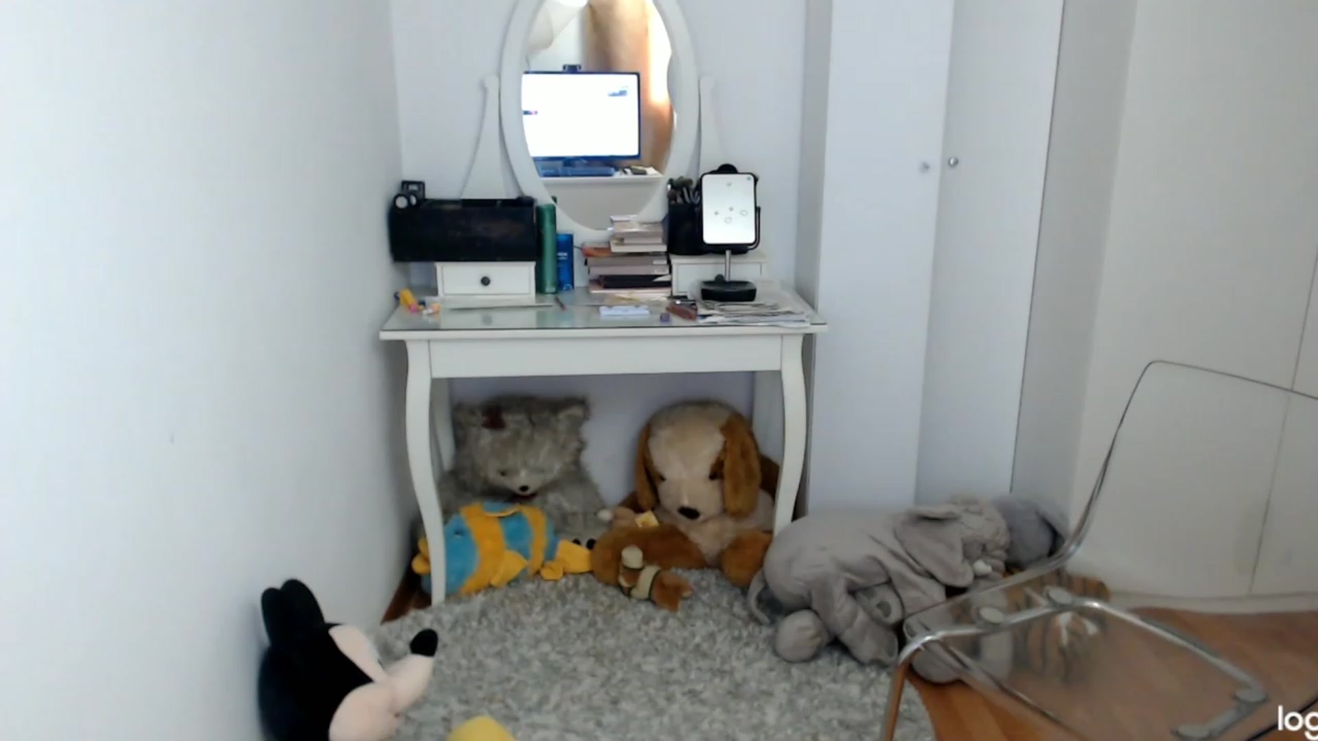 Gallery image thumbnail from SpringJewel's myfreecams stream on, 05/18/2023, 09:34 image 2 of 20