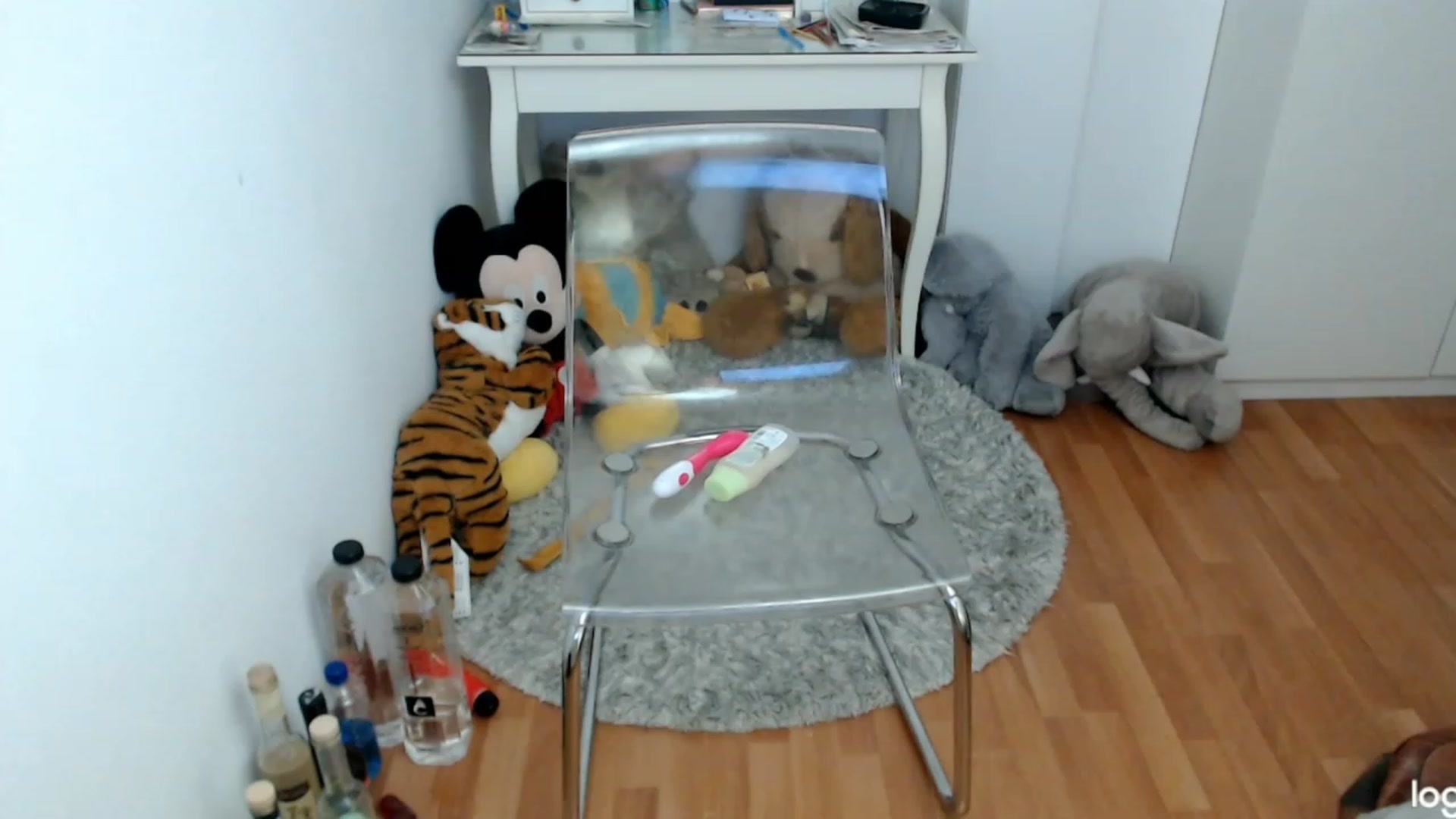 Gallery image thumbnail from SpringJewel's myfreecams stream on, 05/20/2023, 10:29 image 5 of 20