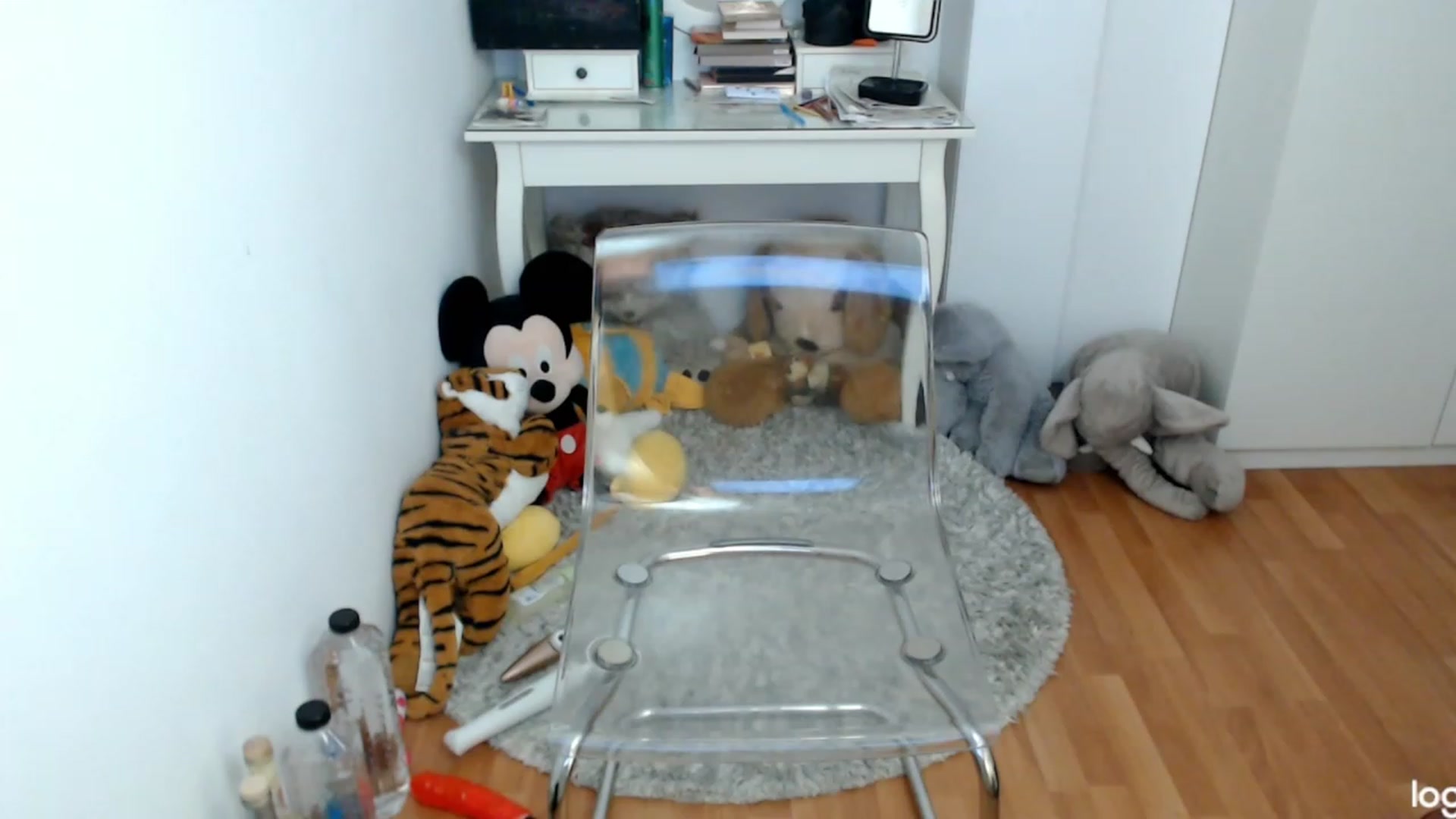 Gallery image thumbnail from SpringJewel's myfreecams stream on, 05/20/2023, 10:29 image 20 of 20