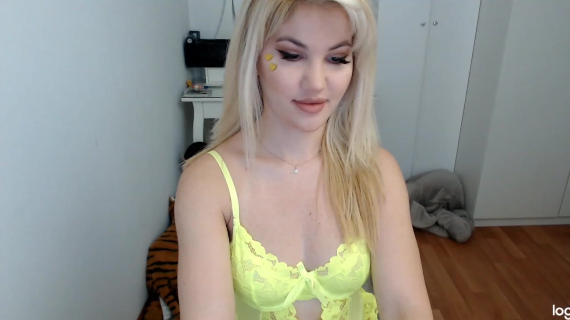Gallery image thumbnail from SpringJewel's myfreecams stream on, 05/23/2023, 08:35 image 1 of 20