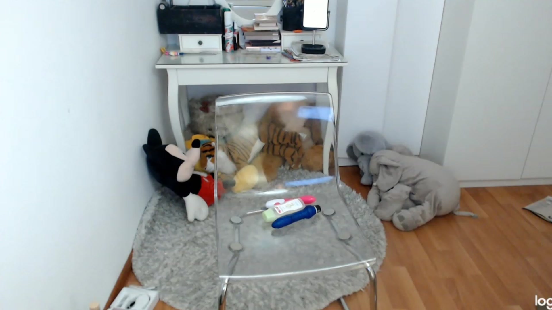 Gallery image thumbnail from SpringJewel's myfreecams stream on, 05/27/2023, 09:57 image 7 of 20