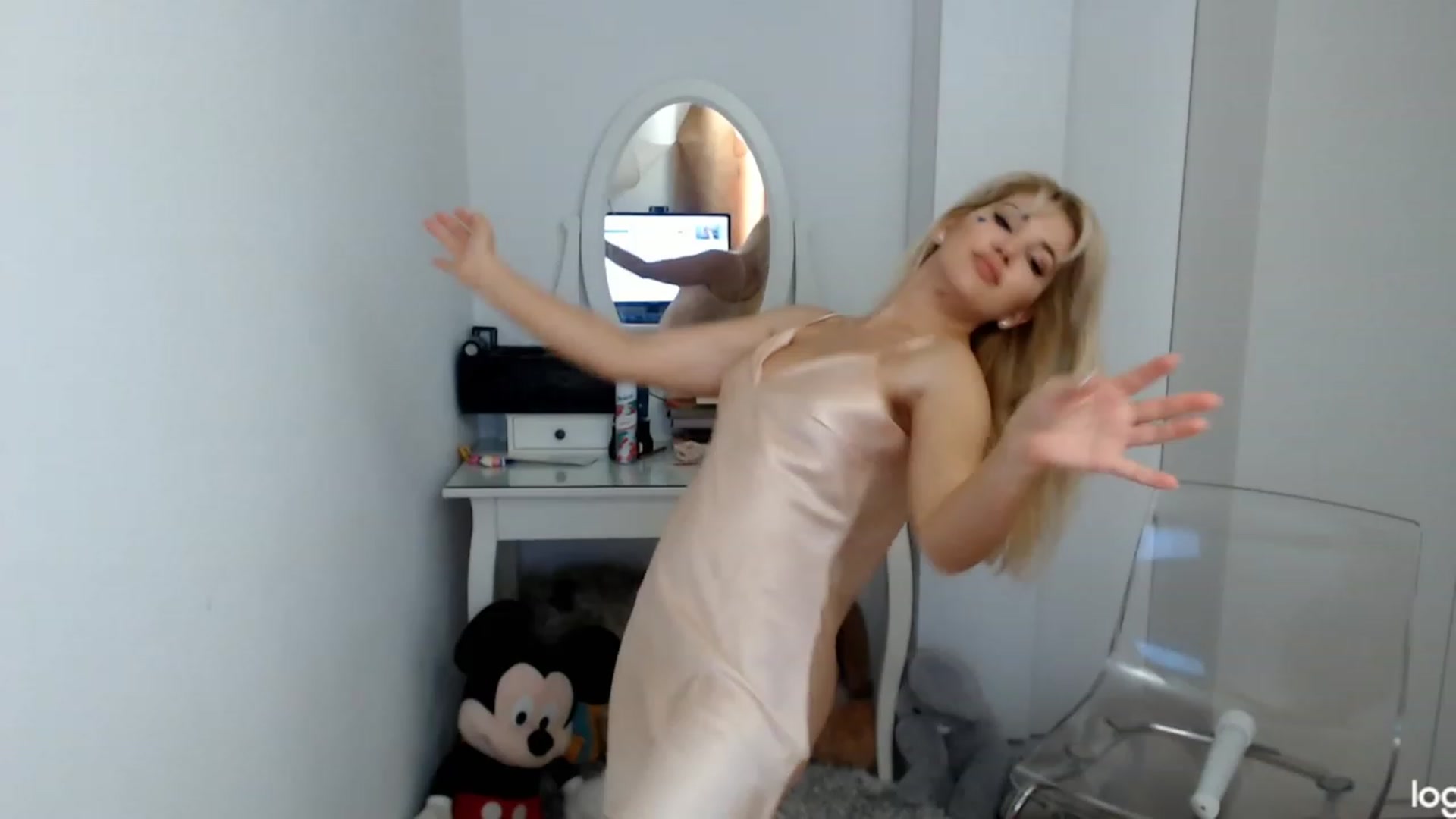 Gallery image thumbnail from SpringJewel's myfreecams stream on, 05/28/2023, 09:40 image 20 of 20