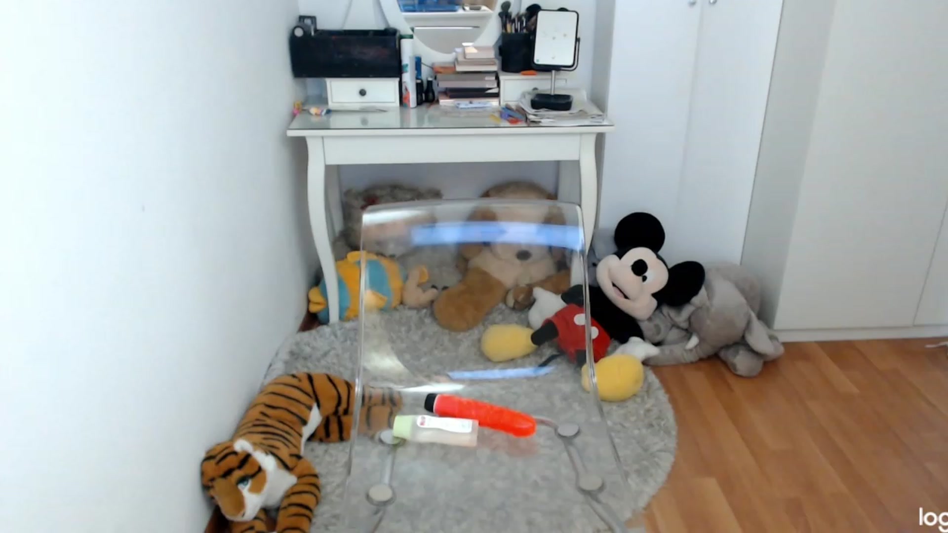 Gallery image thumbnail from SpringJewel's myfreecams stream on, 05/30/2023, 09:28 image 11 of 20