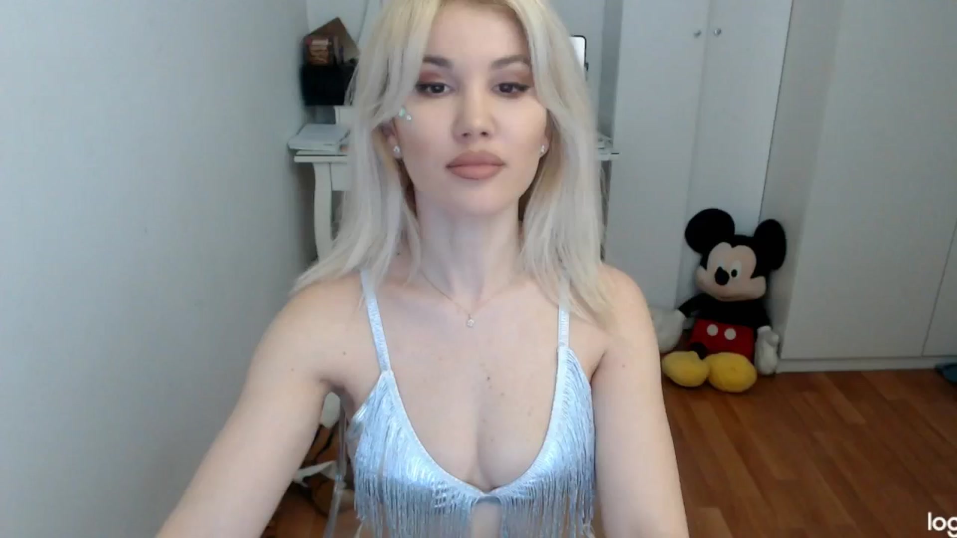 Gallery image thumbnail from SpringJewel's myfreecams stream on, 03/02/2024, 07:36 image 9 of 20