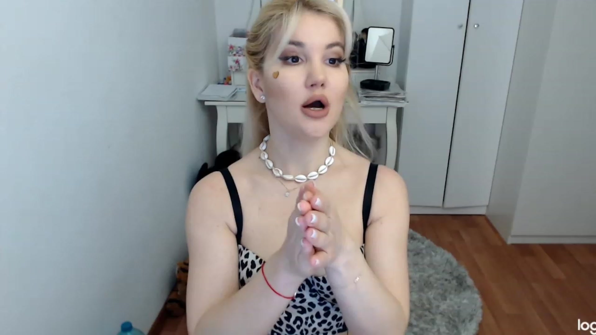 Gallery image thumbnail from SpringJewel's myfreecams stream on, 03/09/2024, 09:06 image 4 of 20