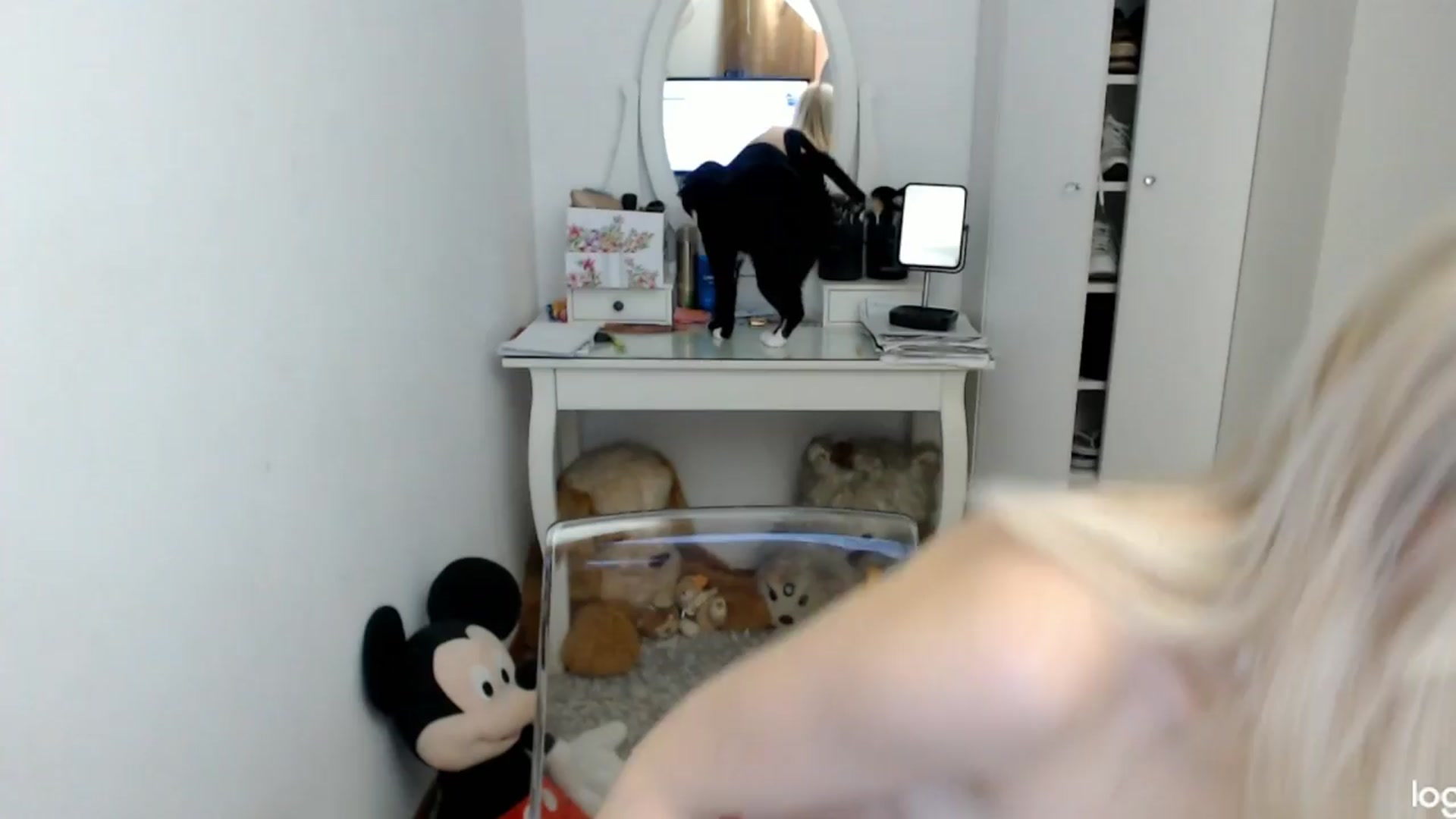 Gallery image thumbnail from SpringJewel's myfreecams stream on, 03/22/2024, 08:18 image 3 of 20