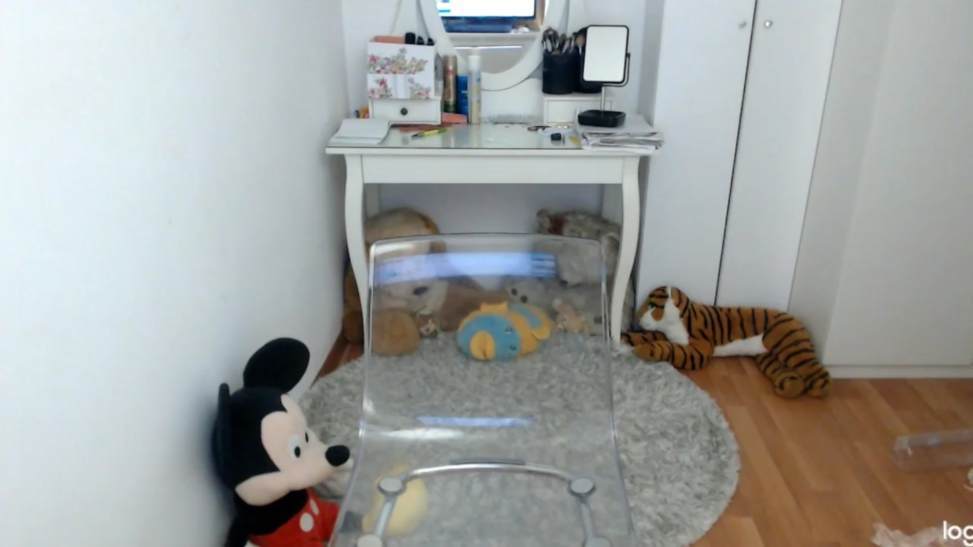 Gallery image thumbnail from SpringJewel's myfreecams stream on, 04/06/2024, 09:27 image 5 of 20