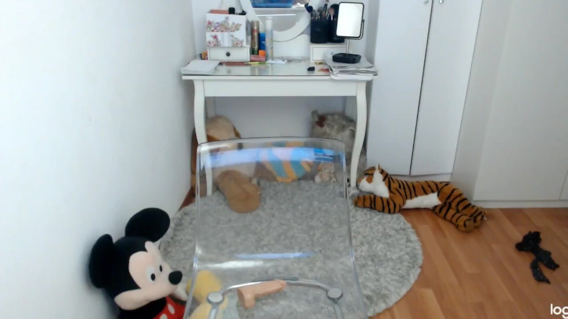 Gallery image thumbnail from SpringJewel's myfreecams stream on, 04/18/2024, 08:05 image 14 of 20