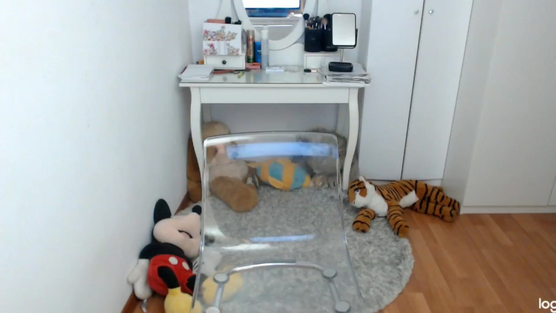 Gallery image thumbnail from SpringJewel's myfreecams stream on, 04/21/2024, 10:04 image 9 of 20