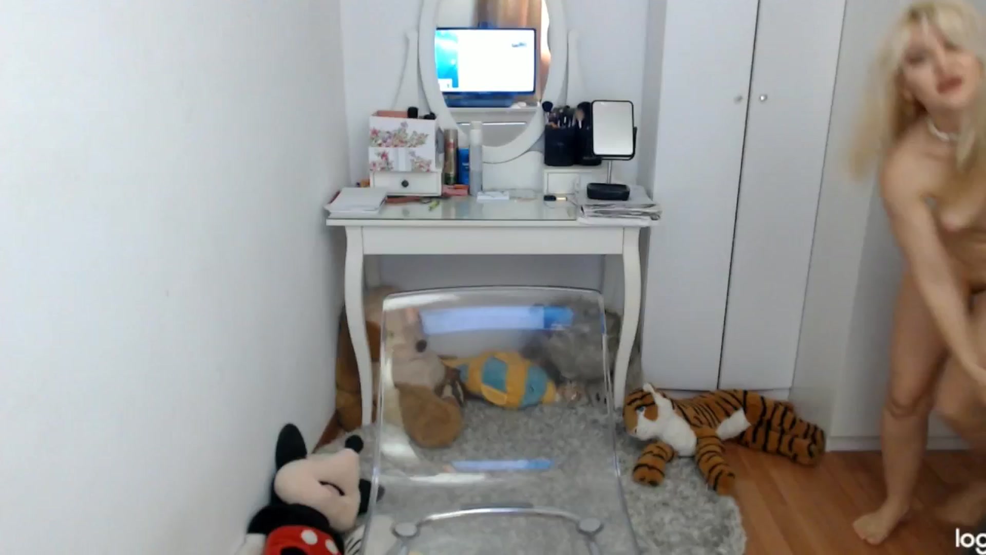Gallery image thumbnail from SpringJewel's myfreecams stream on, 04/21/2024, 10:04 image 19 of 20