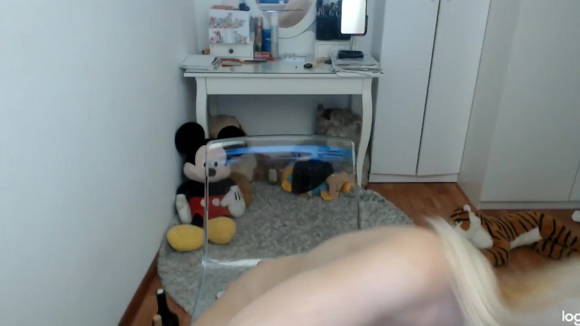 Gallery image thumbnail from SpringJewel's myfreecams stream on, 04/29/2024, 11:34 image 15 of 20