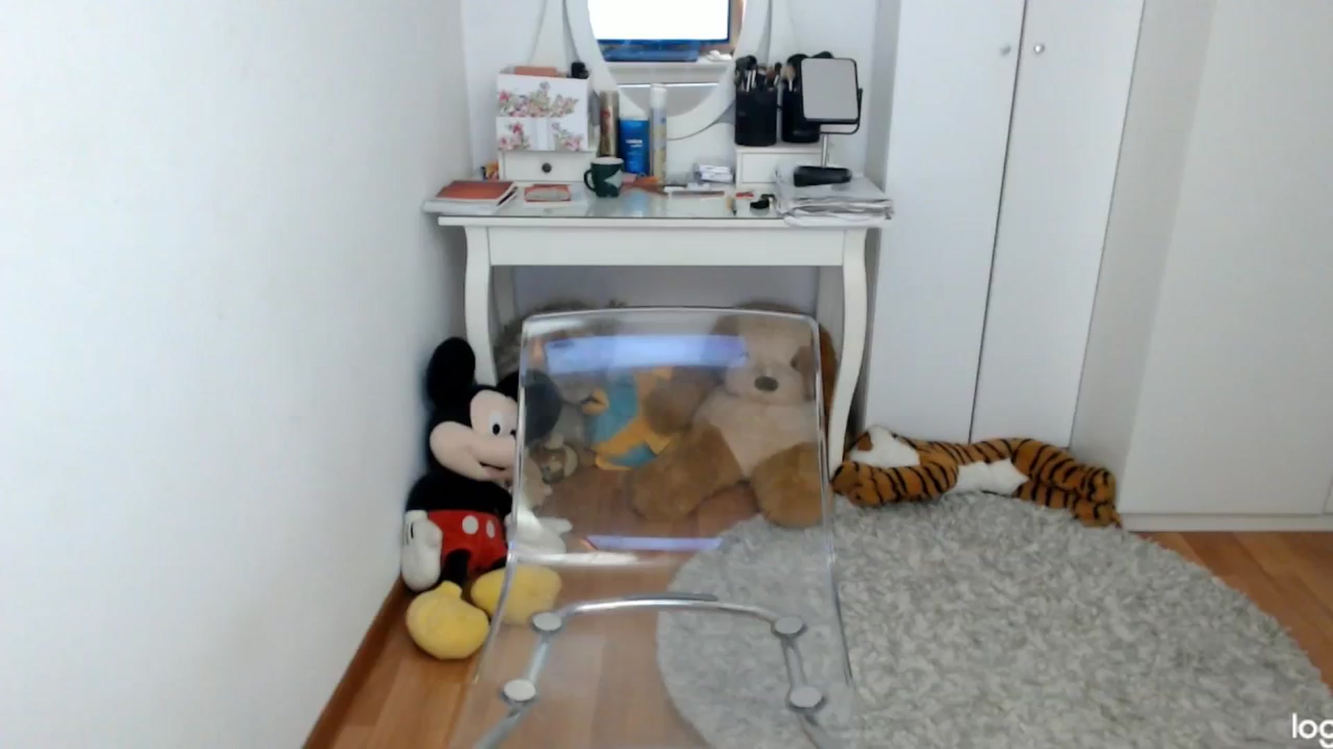 Gallery image thumbnail from SpringJewel's myfreecams stream on, 05/18/2024, 10:34 image 16 of 20