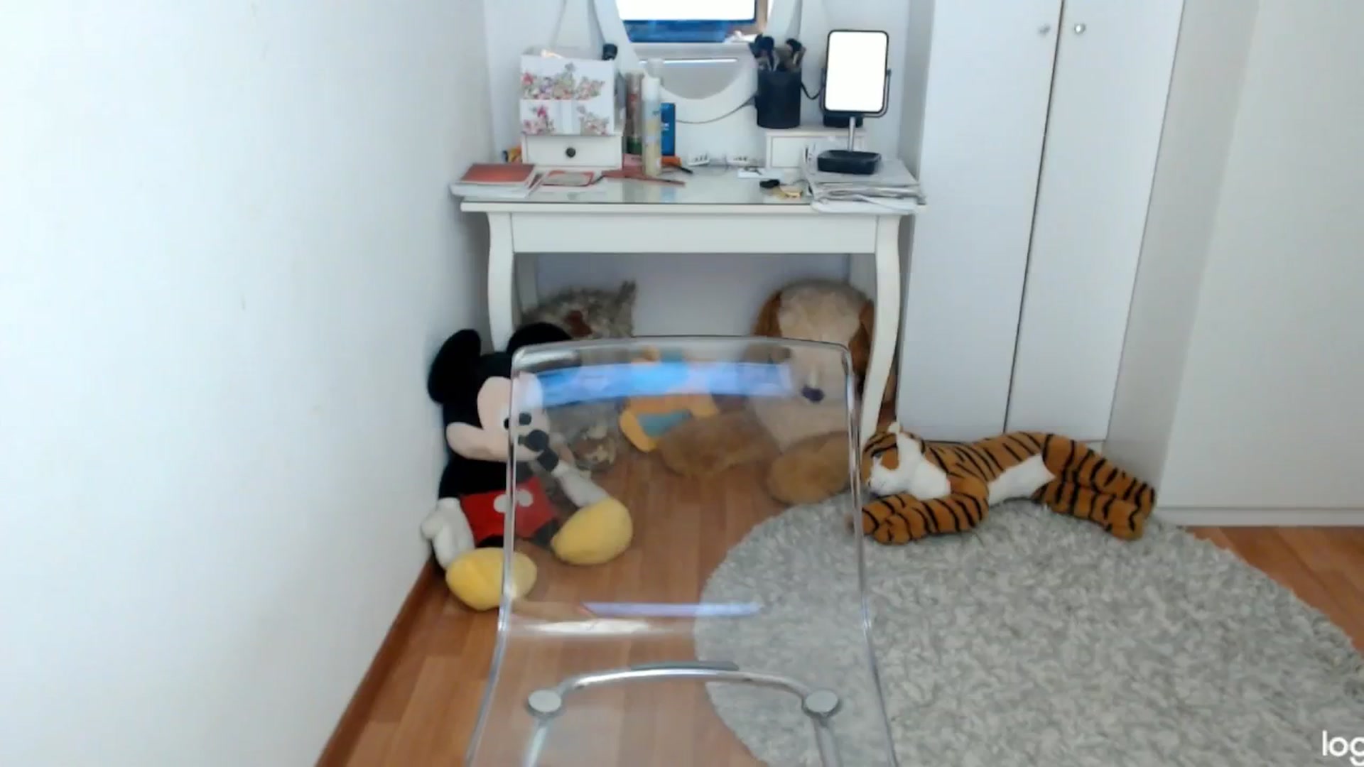 Gallery image thumbnail from SpringJewel's myfreecams stream on, 05/27/2024, 08:55 image 10 of 20