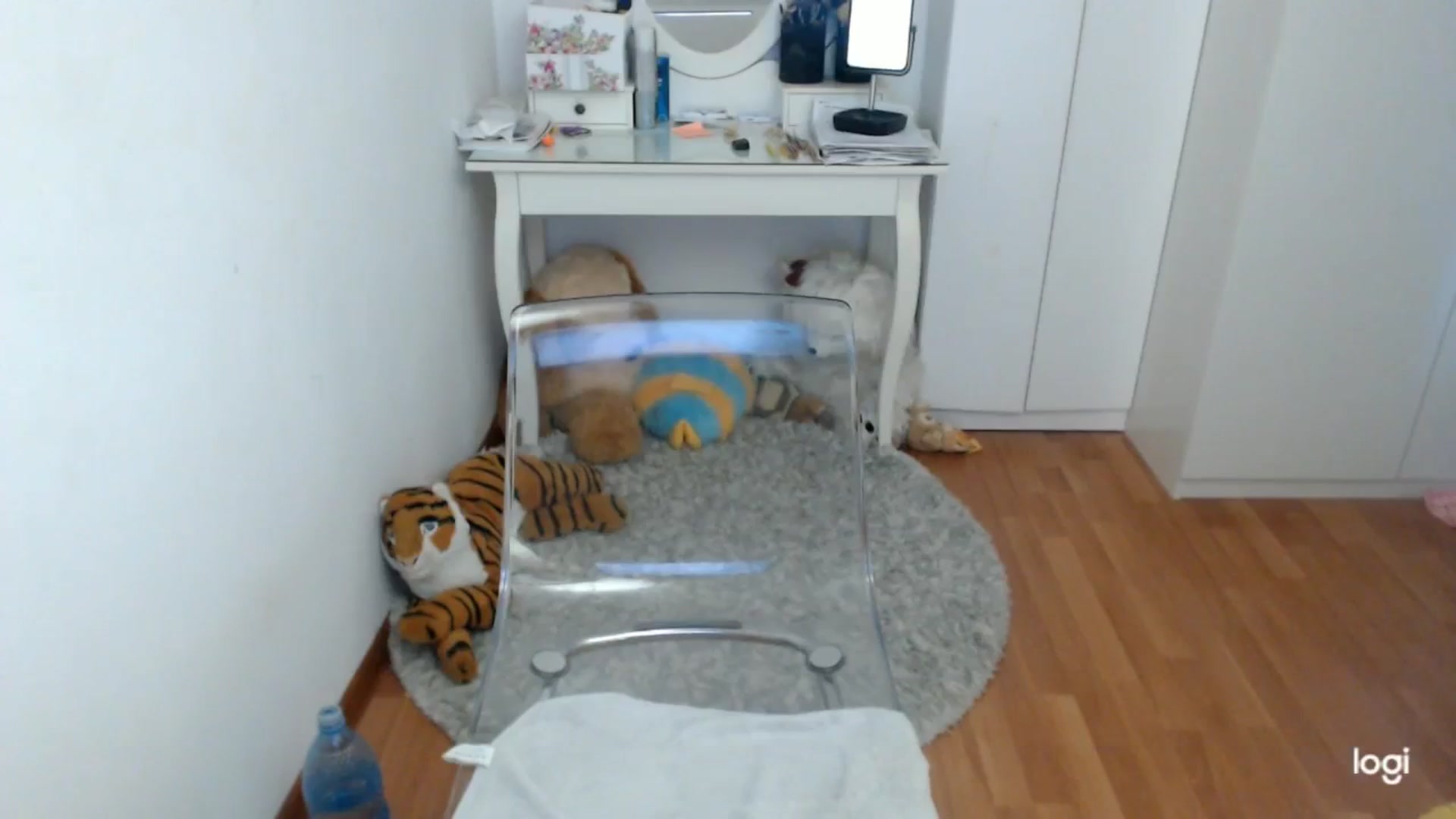 Gallery image thumbnail from SpringJewel's myfreecams stream on, 03/05/2025, 09:44 image 14 of 20