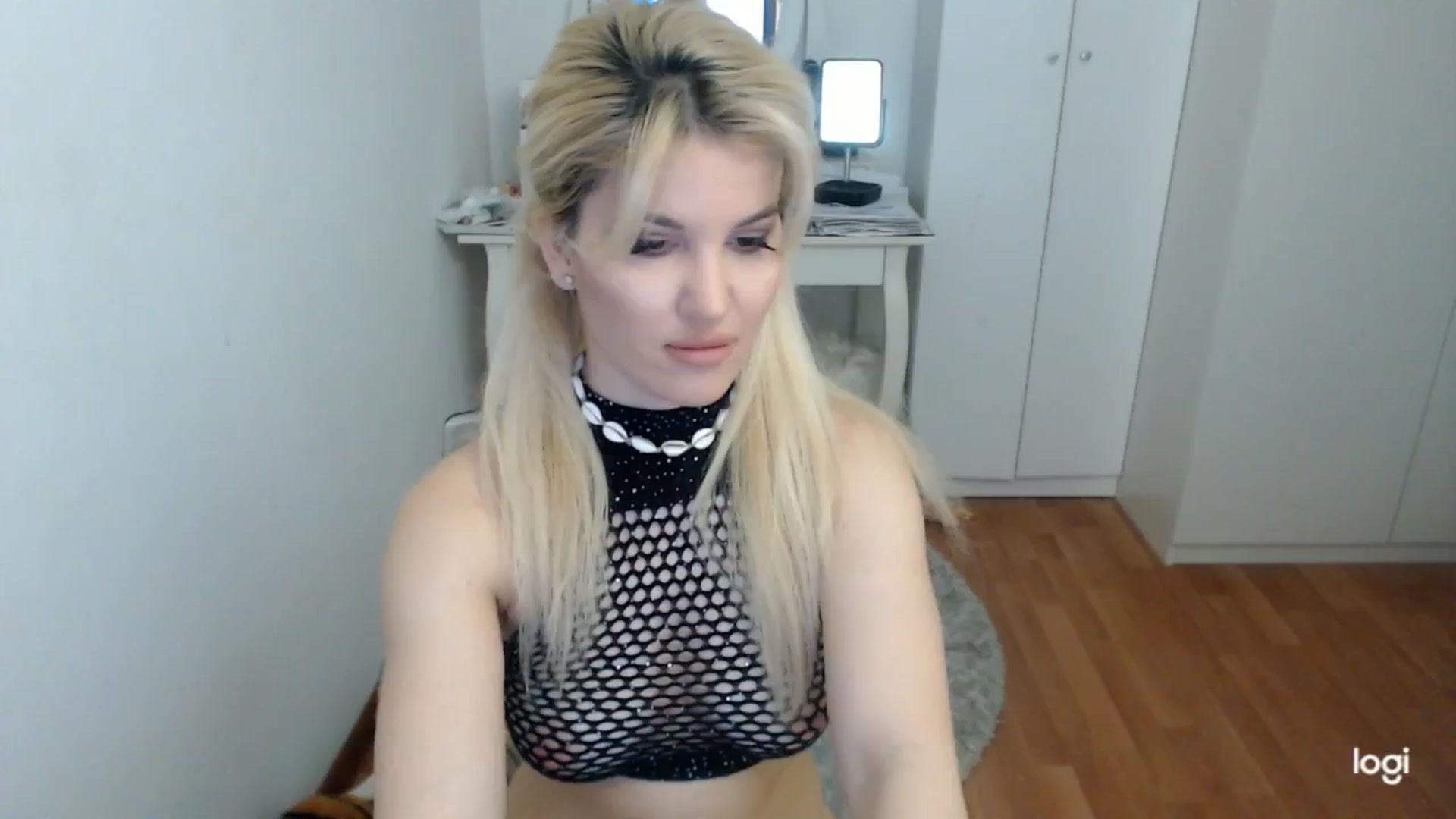 Gallery image thumbnail from SpringJewel's myfreecams stream on, 03/15/2025, 09:31 image 5 of 20