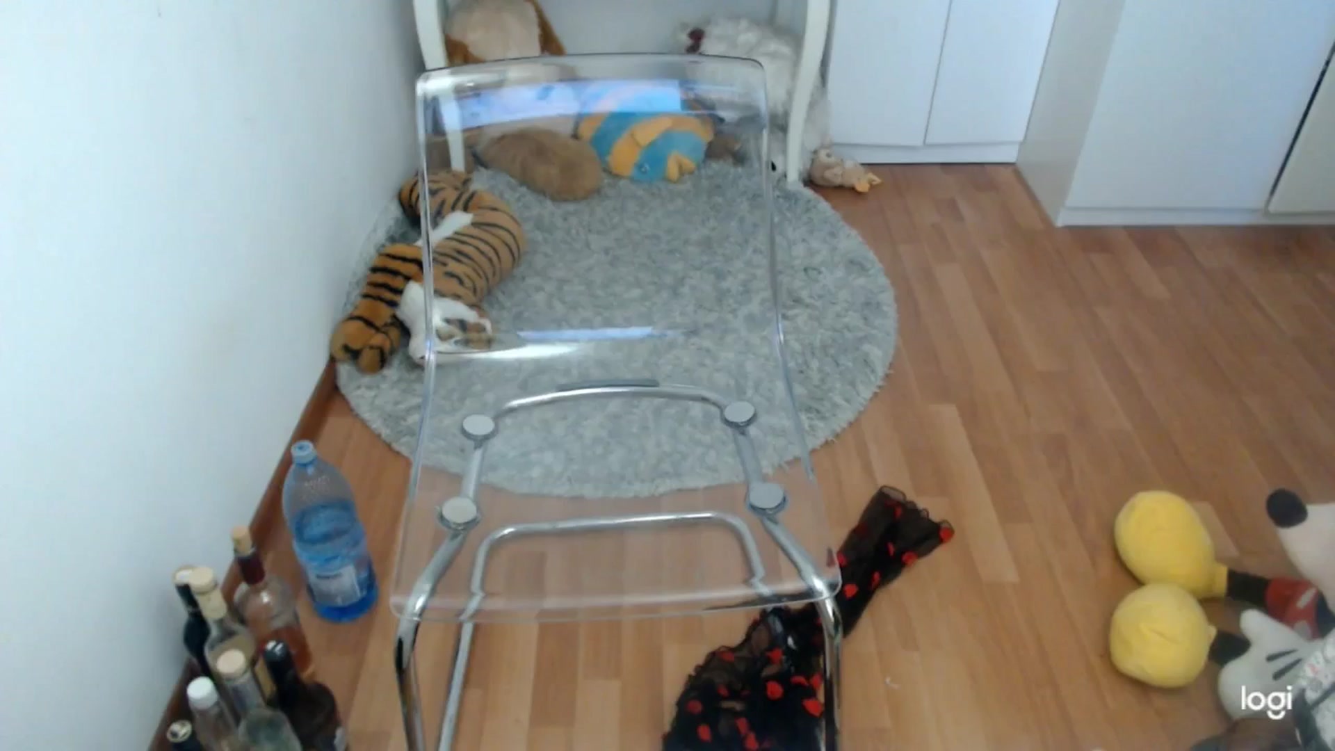 Gallery image thumbnail from SpringJewel's myfreecams stream on, 03/20/2025, 07:20 image 9 of 20