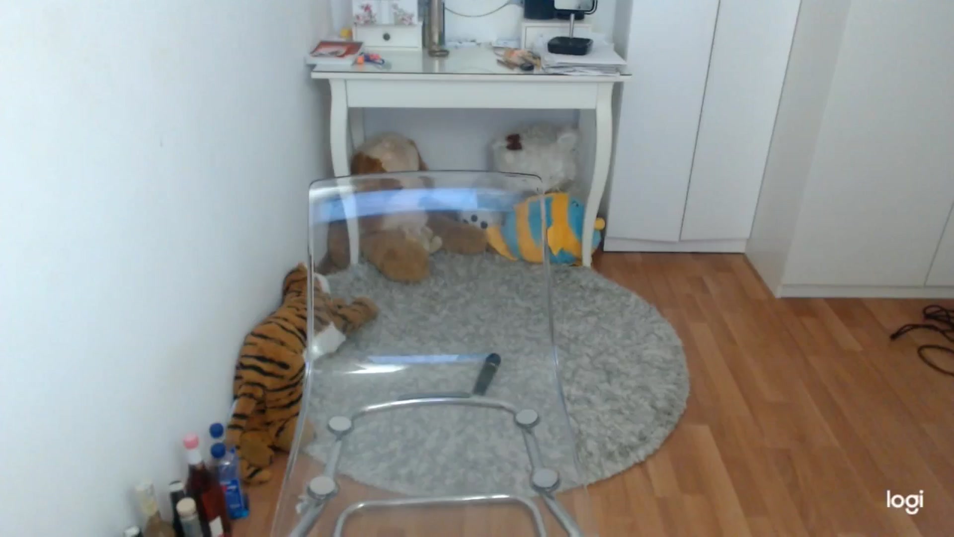 Gallery image thumbnail from SpringJewel's myfreecams stream on, 04/07/2025, 08:23 image 13 of 20