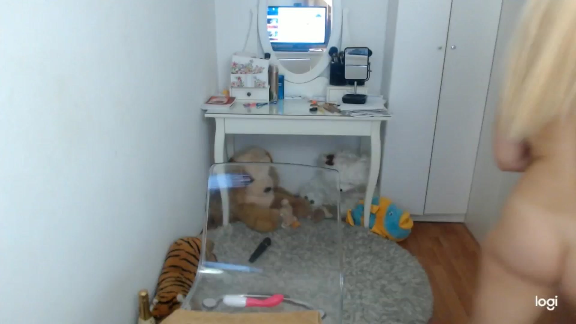 Gallery image thumbnail from SpringJewel's myfreecams stream on, 04/30/2025, 10:07 image 20 of 20