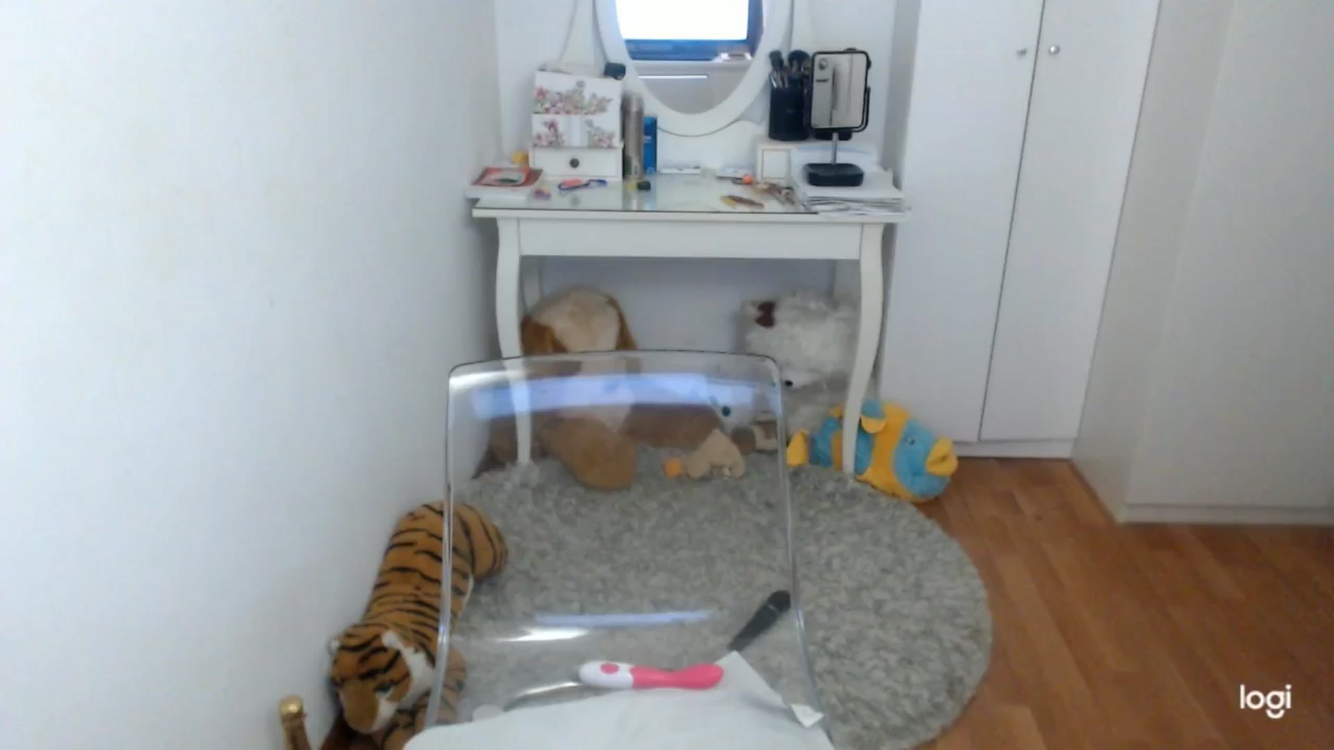 Gallery image thumbnail from SpringJewel's myfreecams stream on, 05/04/2025, 09:19 image 17 of 20