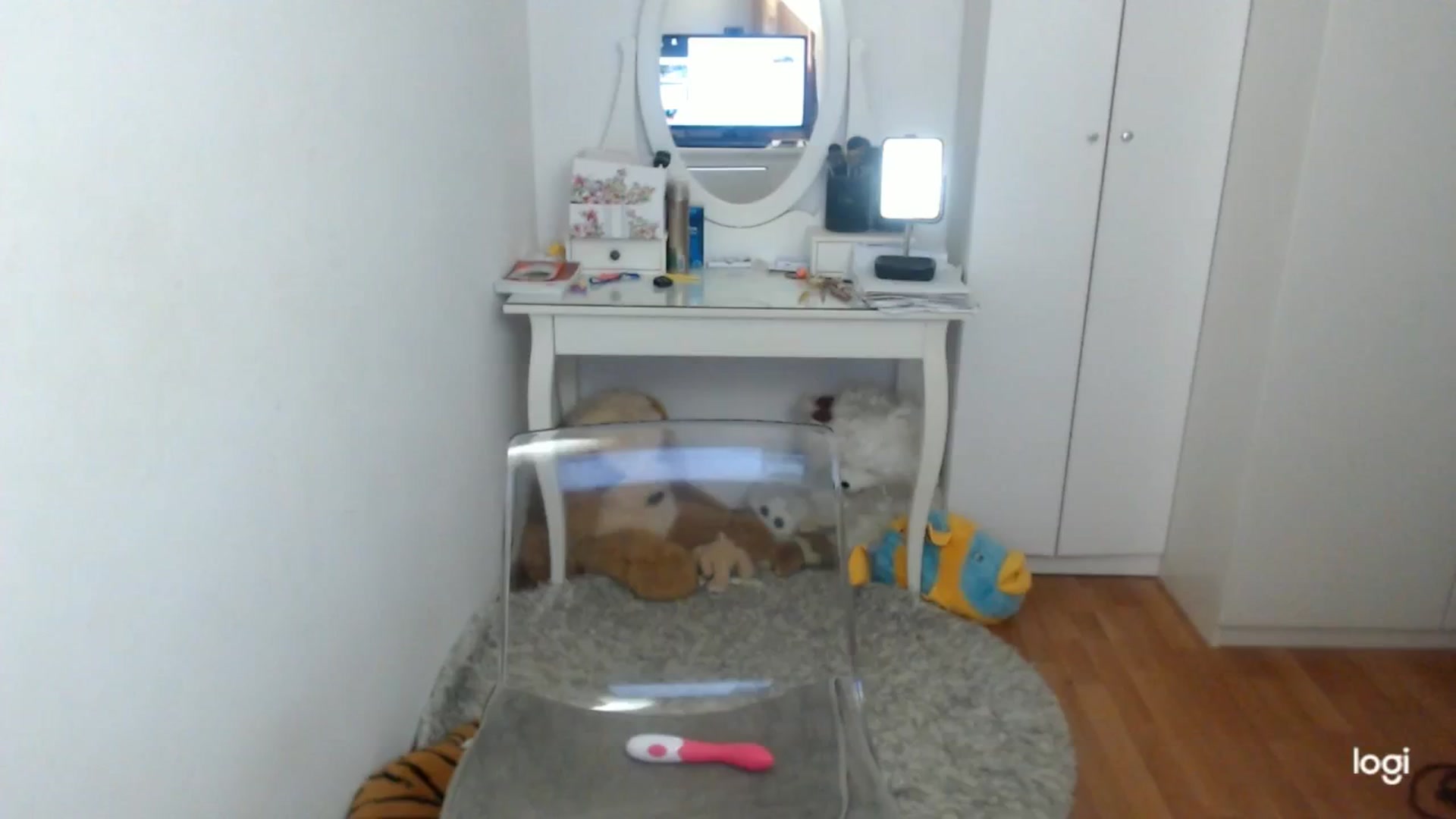 Gallery image thumbnail from SpringJewel's myfreecams stream on, 05/05/2025, 08:35 image 16 of 20