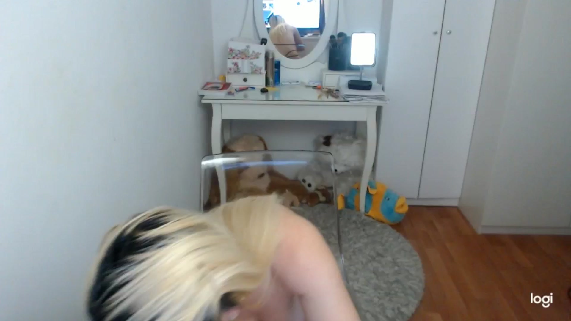 Gallery image thumbnail from SpringJewel's myfreecams stream on, 05/05/2025, 08:35 image 12 of 20
