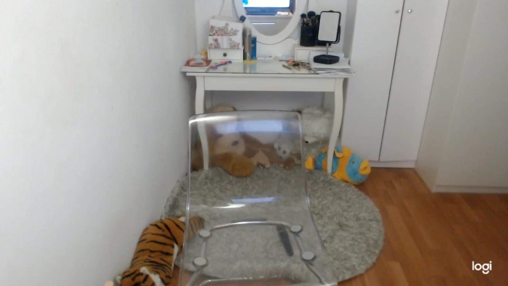 Gallery image thumbnail from SpringJewel's myfreecams stream on, 05/07/2025, 09:00 image 5 of 20