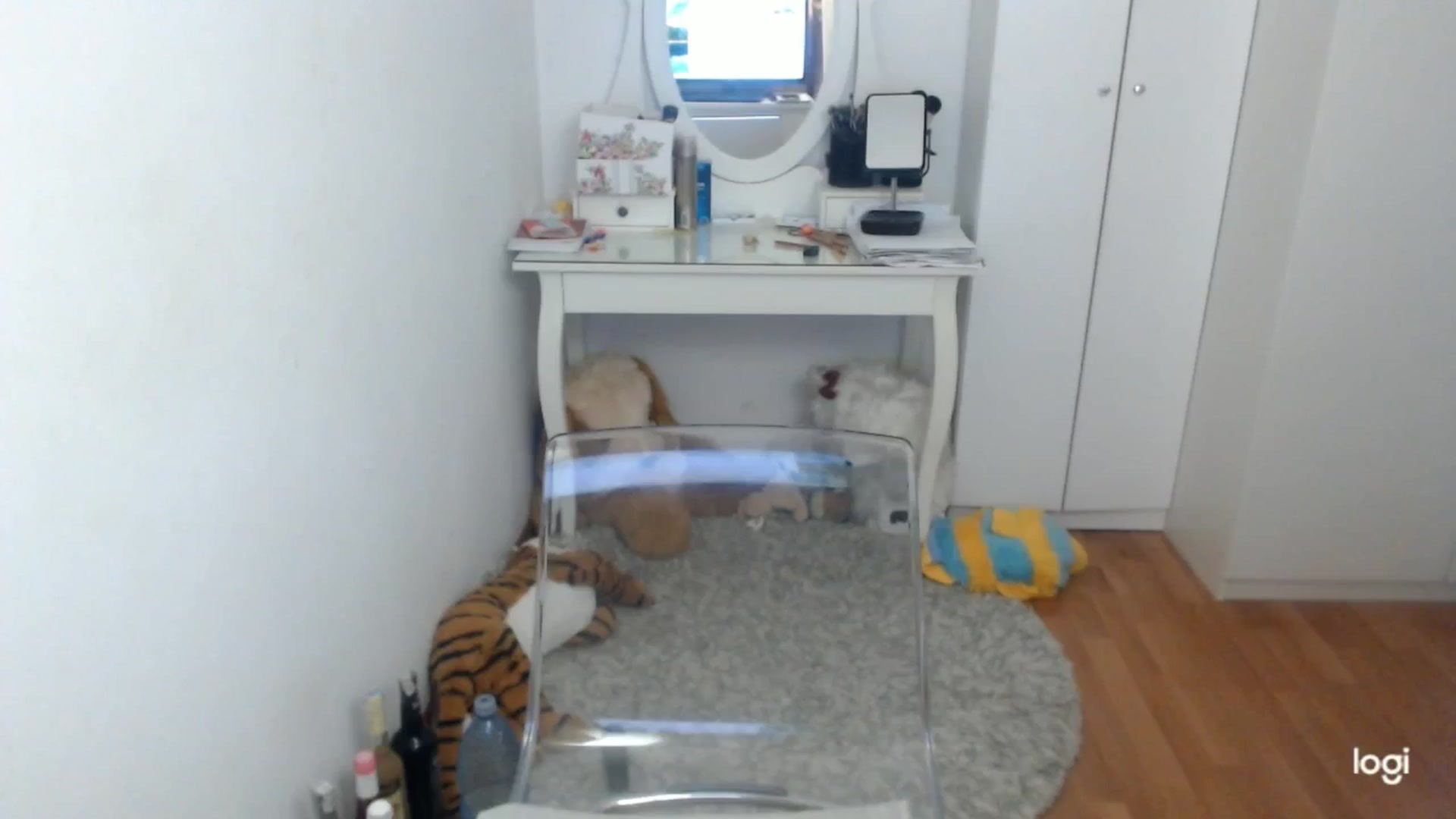 Gallery image thumbnail from SpringJewel's myfreecams stream on, 05/13/2025, 07:59 image 1 of 20