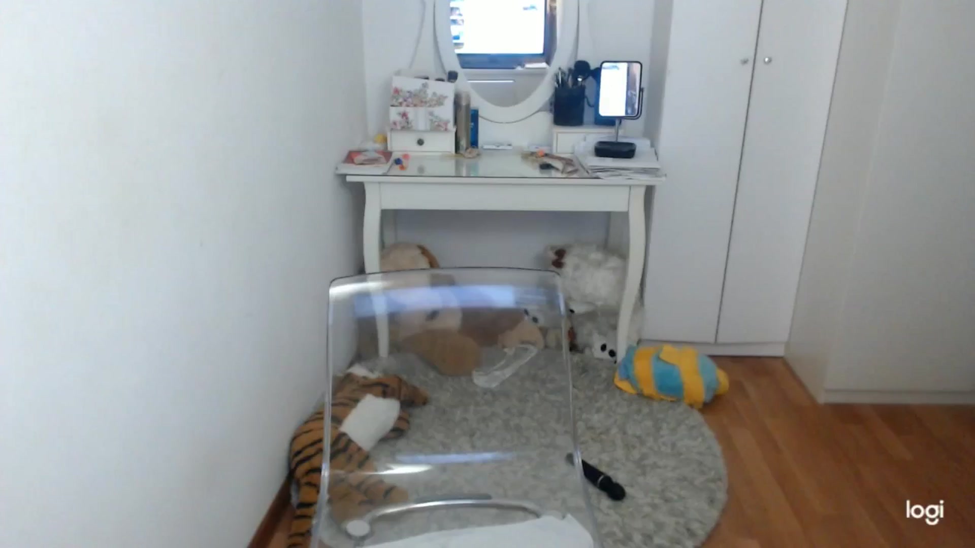 Gallery image thumbnail from SpringJewel's myfreecams stream on, 05/15/2025, 08:53 image 11 of 20