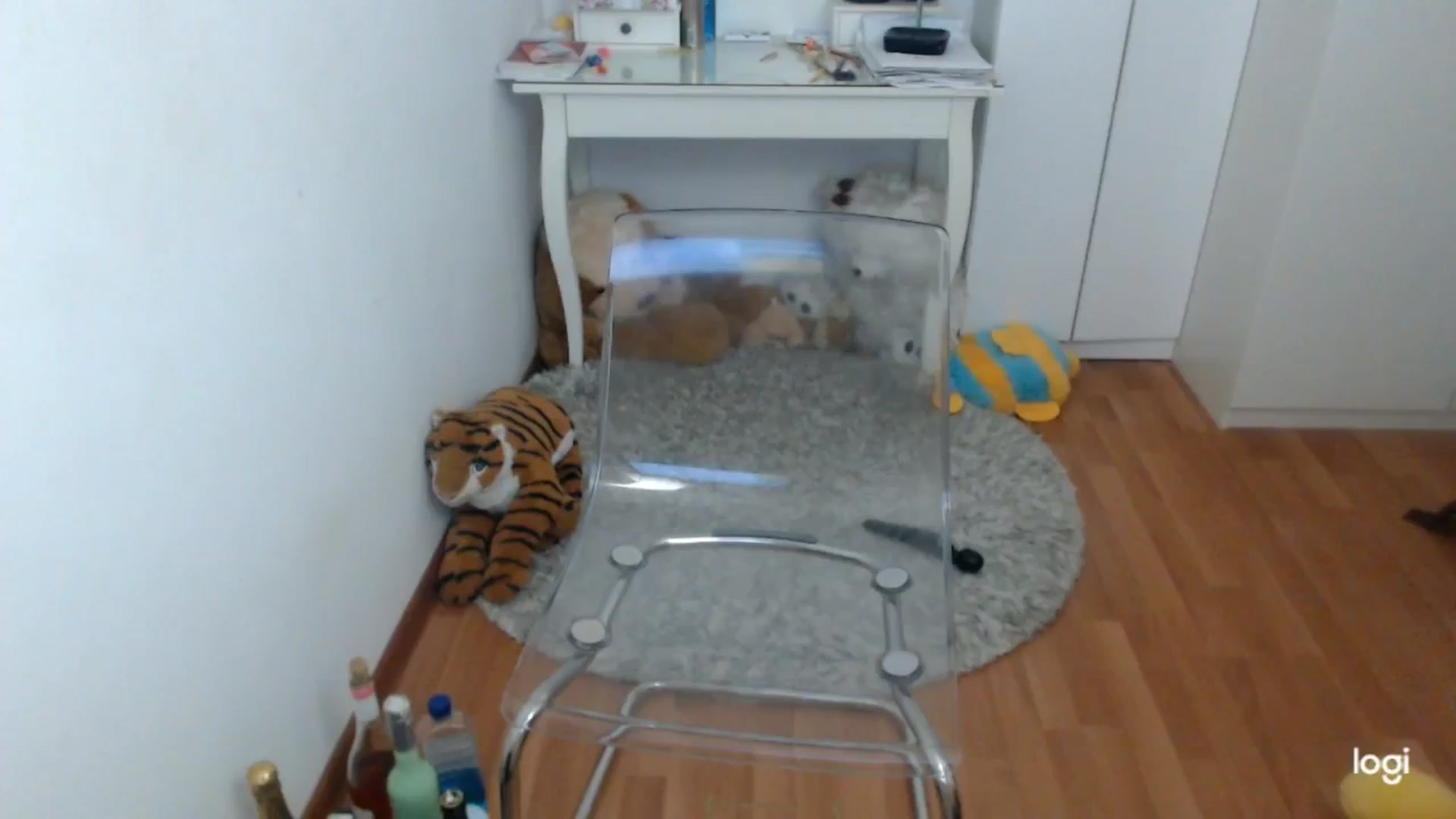 Gallery image thumbnail from SpringJewel's myfreecams stream on, 05/16/2025, 08:47 image 14 of 20