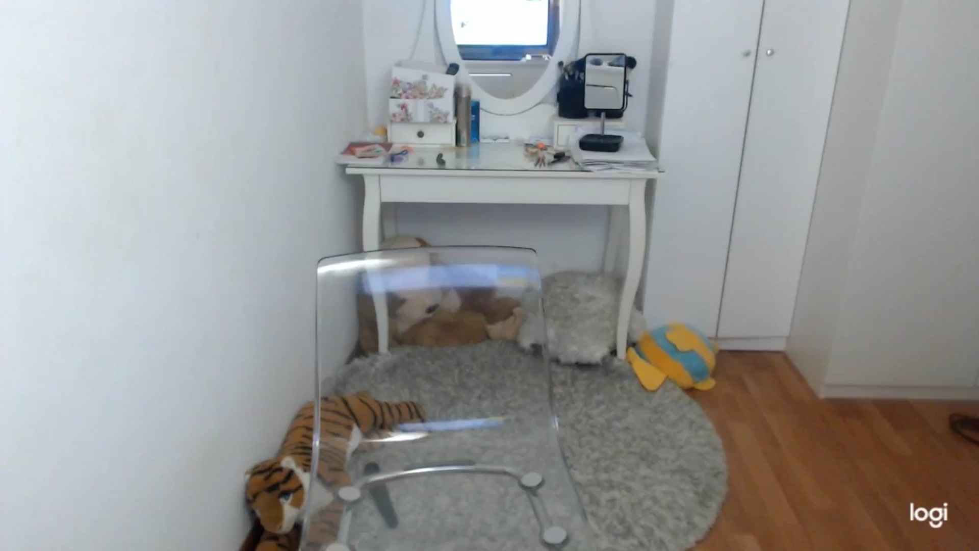 Gallery image thumbnail from SpringJewel's myfreecams stream on, 05/20/2025, 08:28 image 6 of 20