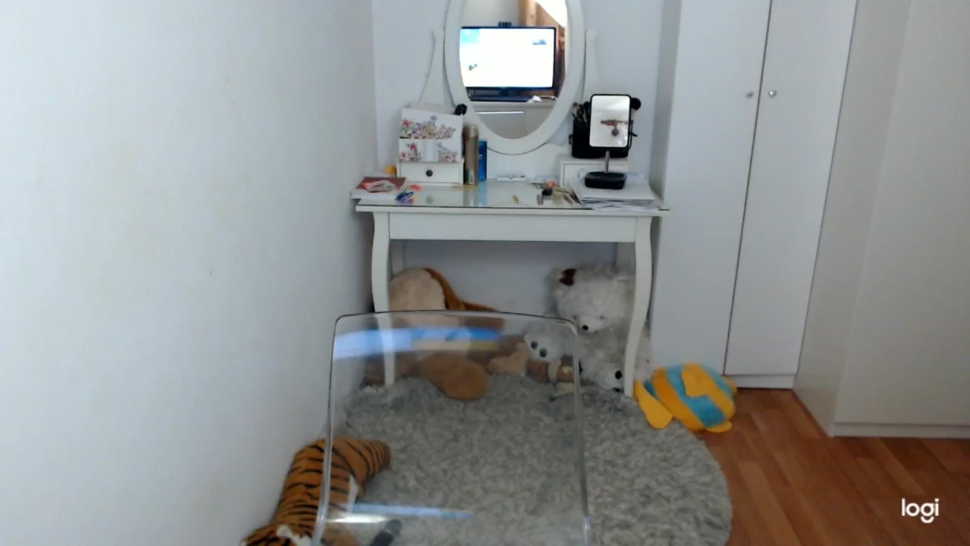Gallery image thumbnail from SpringJewel's myfreecams stream on, 05/24/2025, 06:19 image 20 of 20