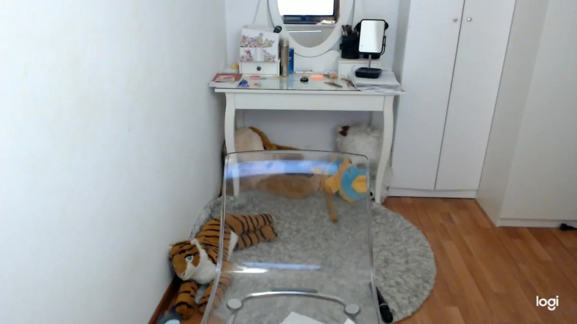 Gallery image thumbnail from SpringJewel's myfreecams stream on, 05/28/2025, 08:46 image 20 of 20