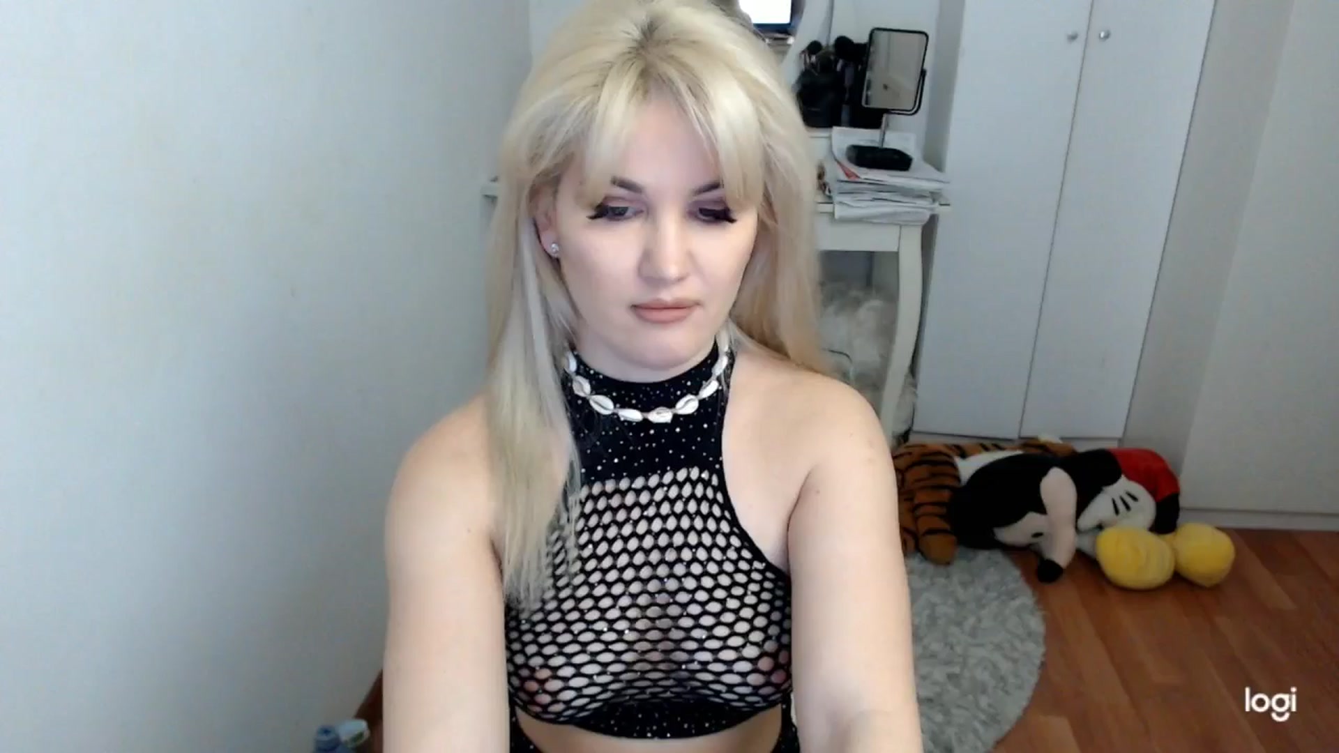 Gallery image thumbnail from SpringJewel's myfreecams stream on, 03/12/2026, 08:49 image 1 of 20